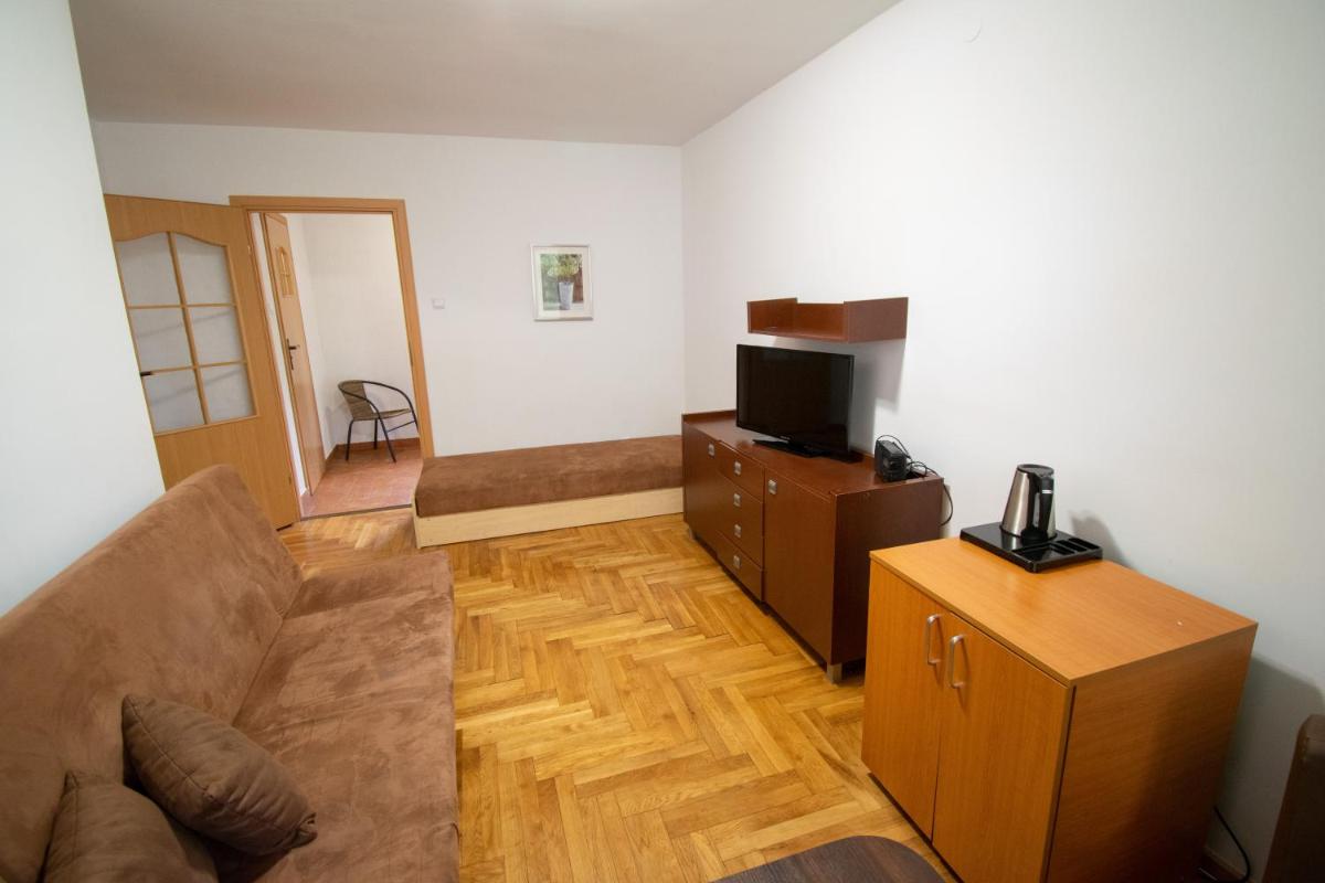Superior Quadruple Room - Photo 8