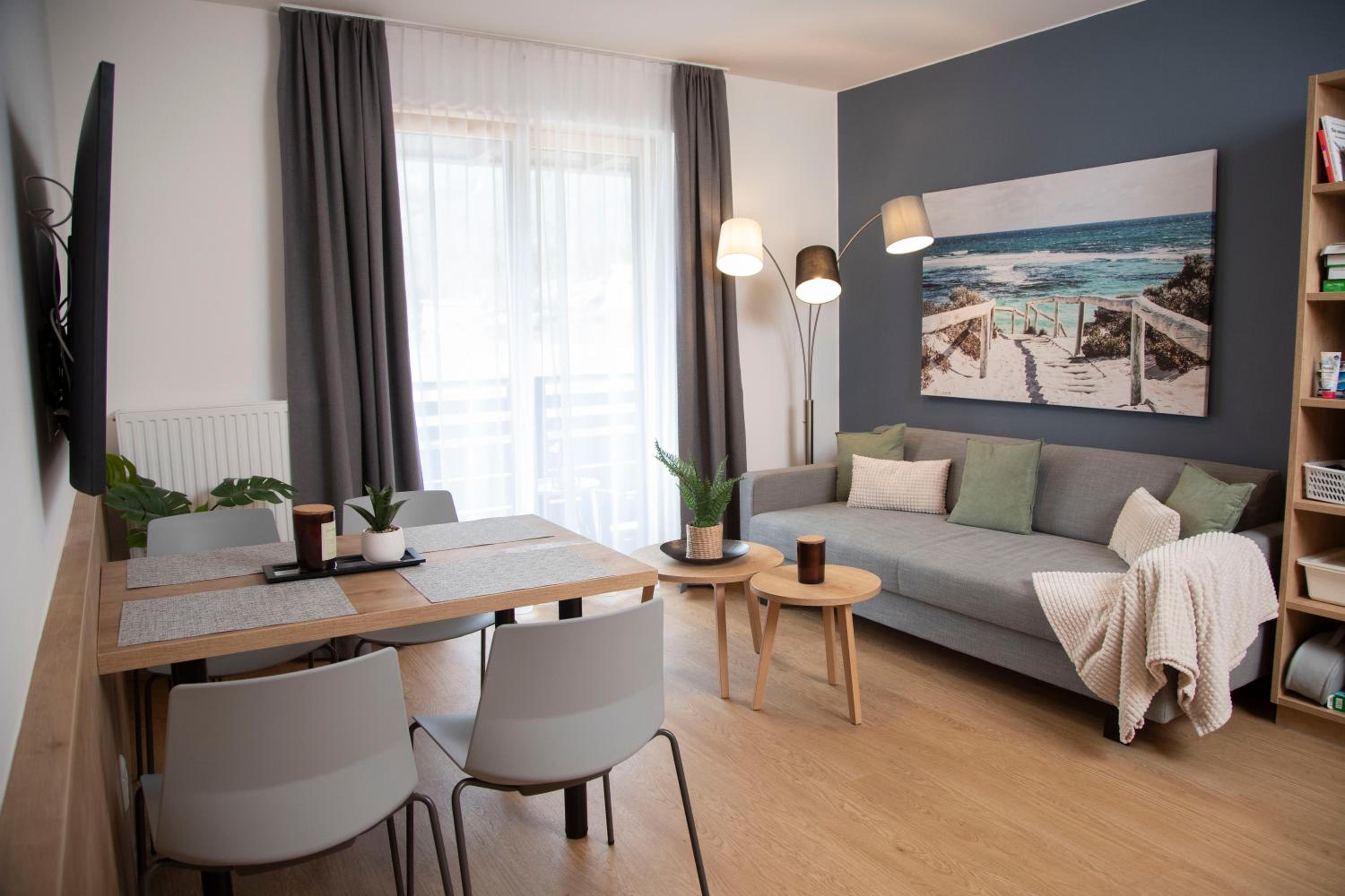 Studio Apartment - Photo 3