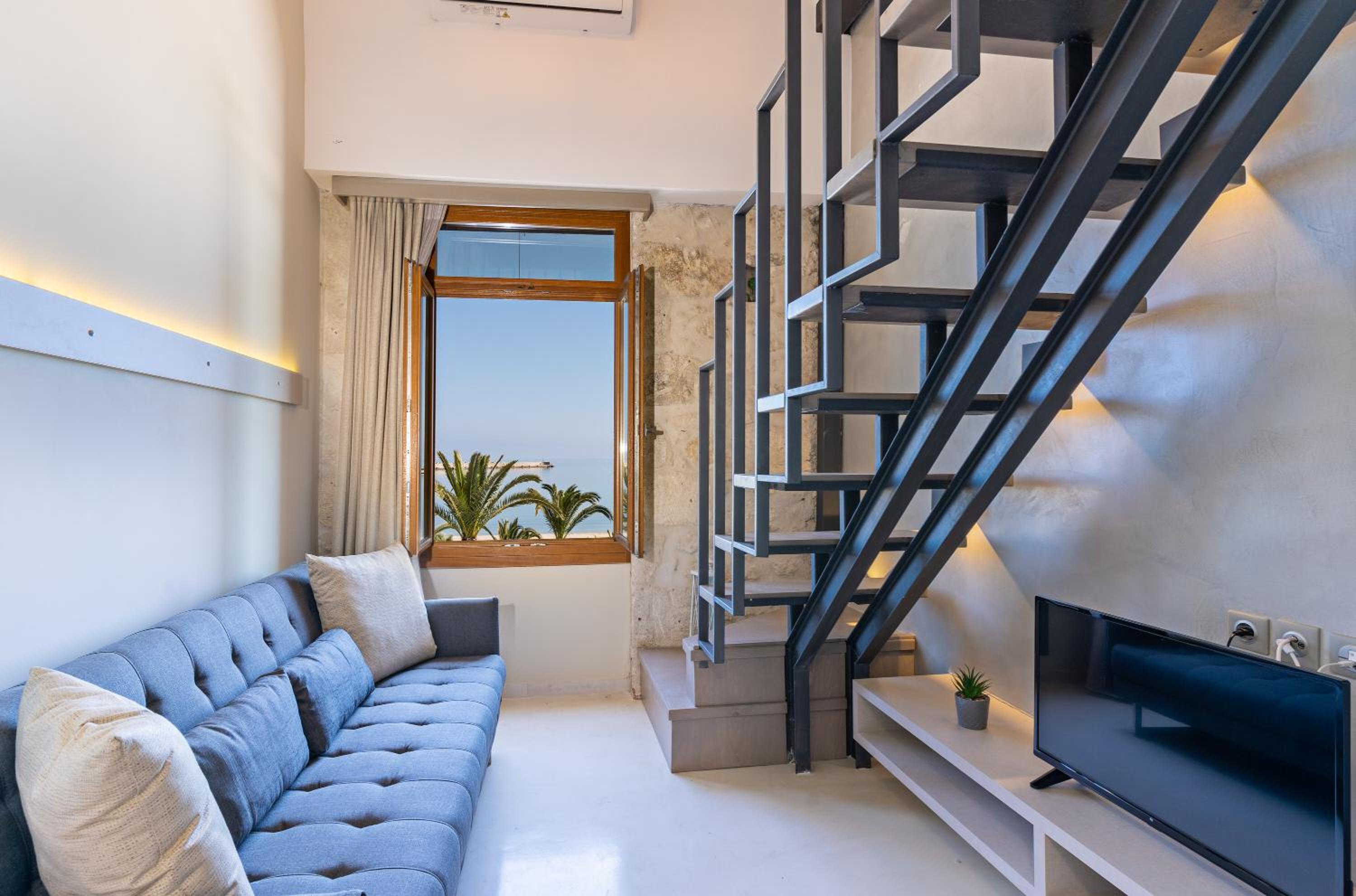 Suite with Sea View photo 1