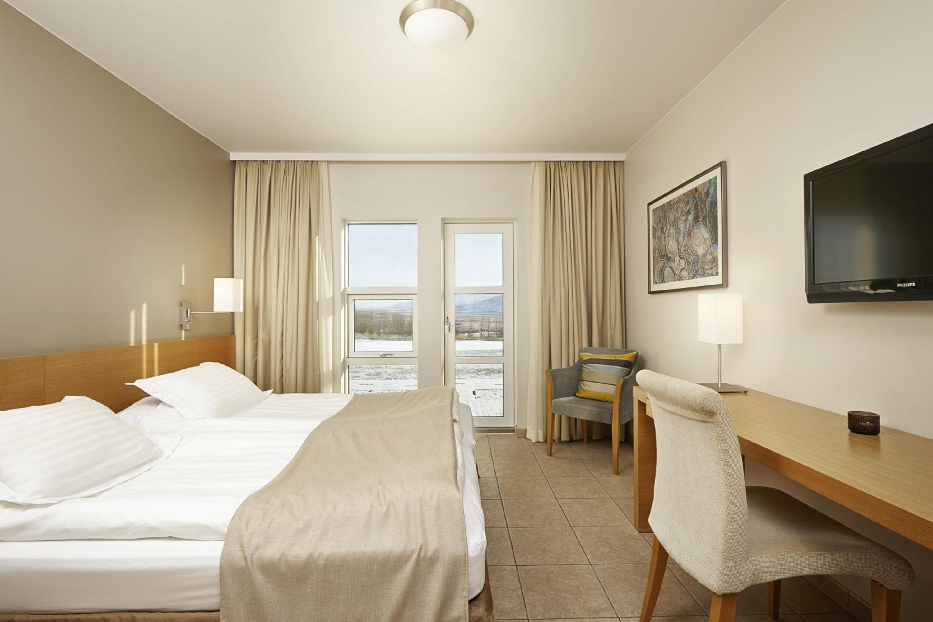 Standard Twin Room - Photo 1