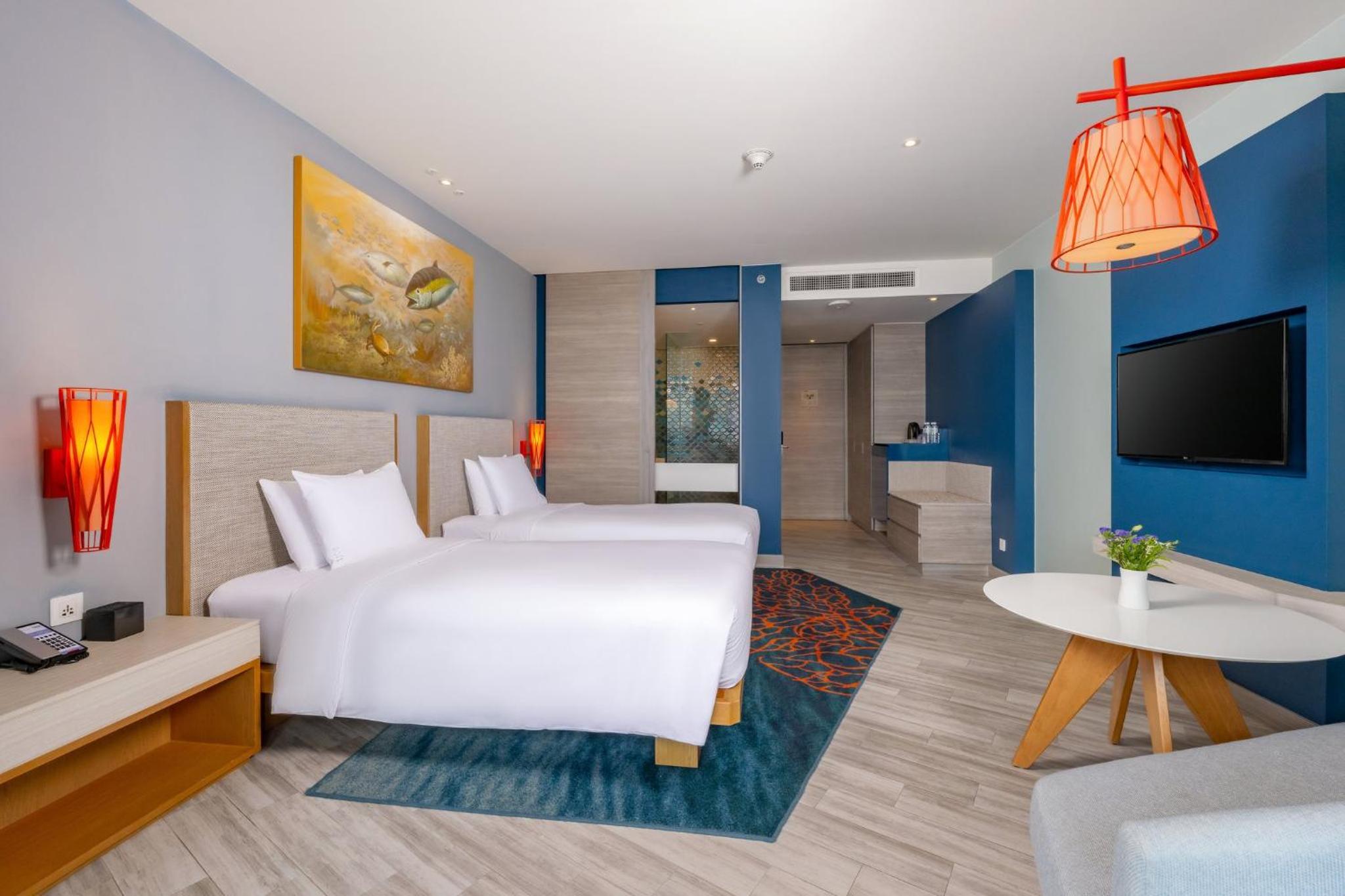 Standard Twin Room with Ocean View thumbnail 5