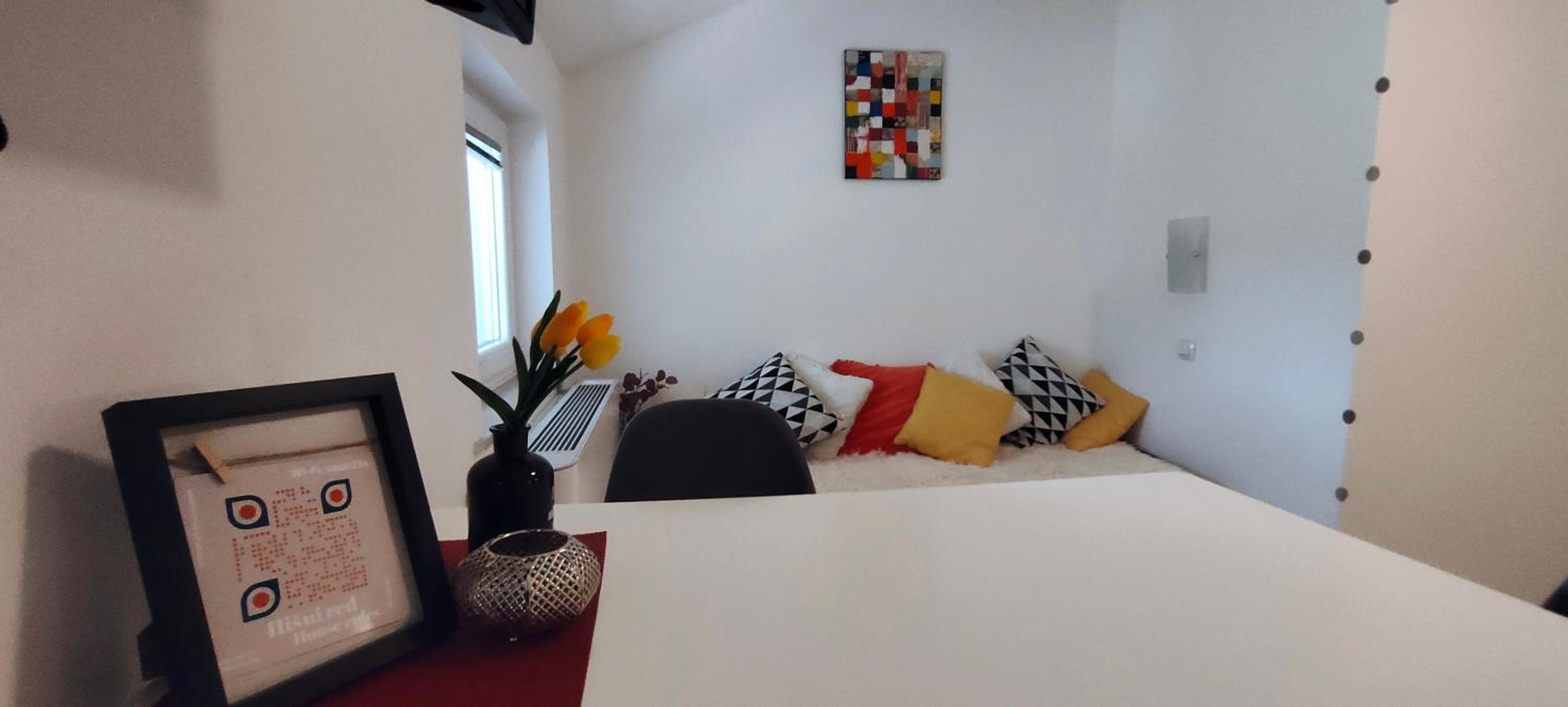 Double Room - Photo 4