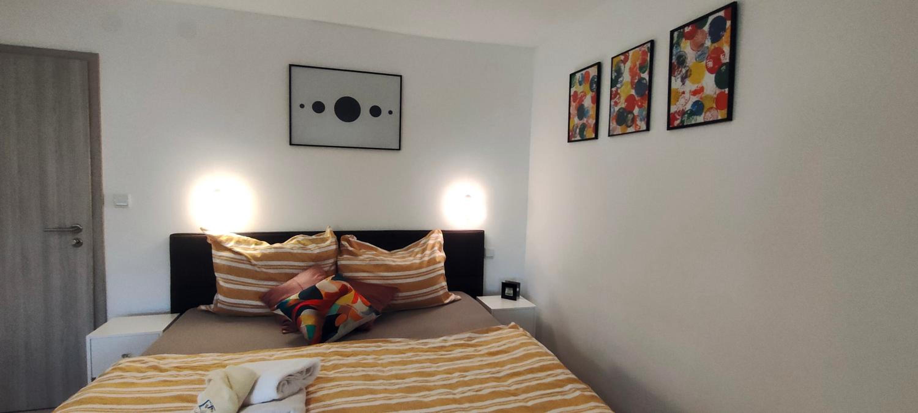 Double Room - Photo 2