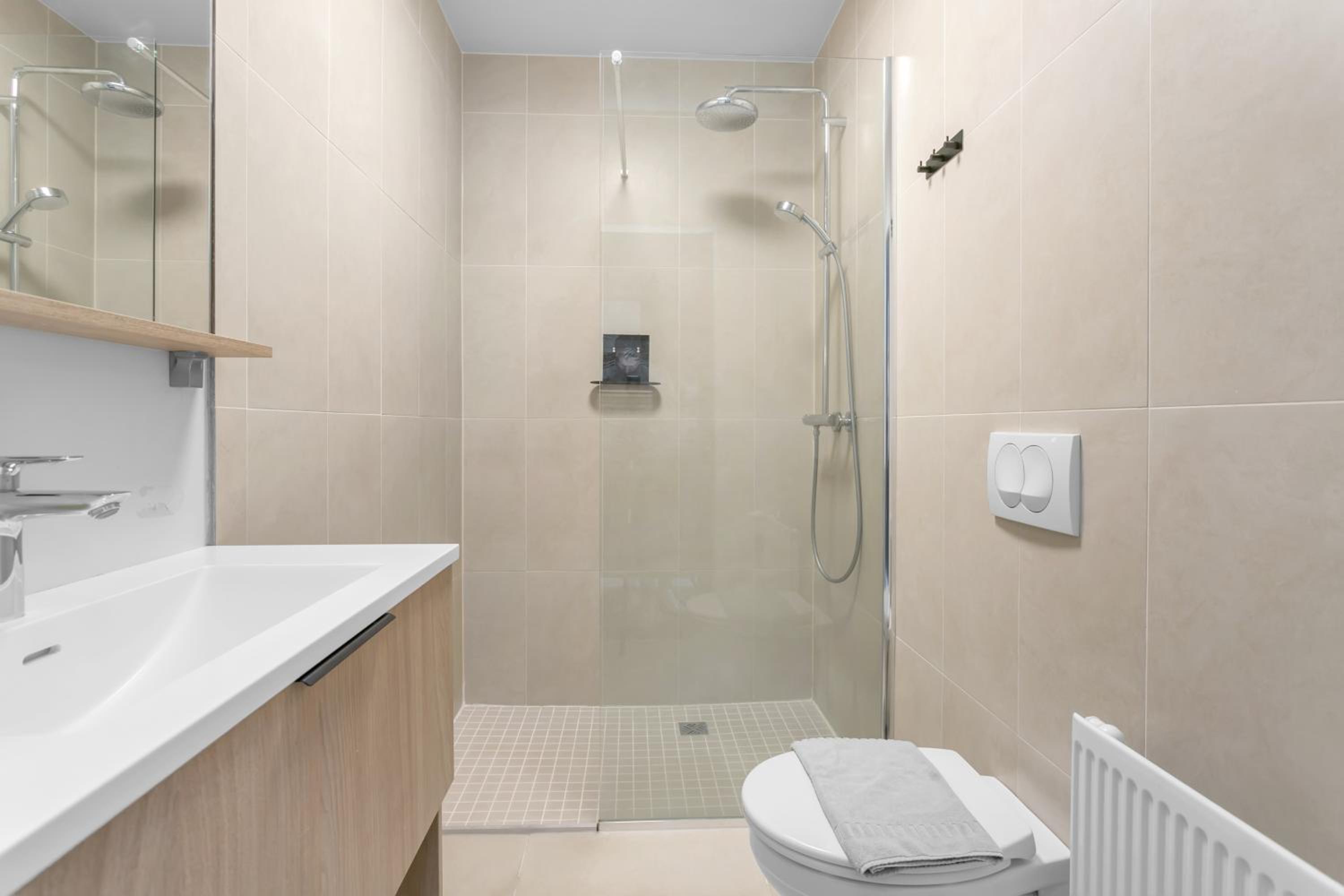 Deluxe Double Studio - Photo 12