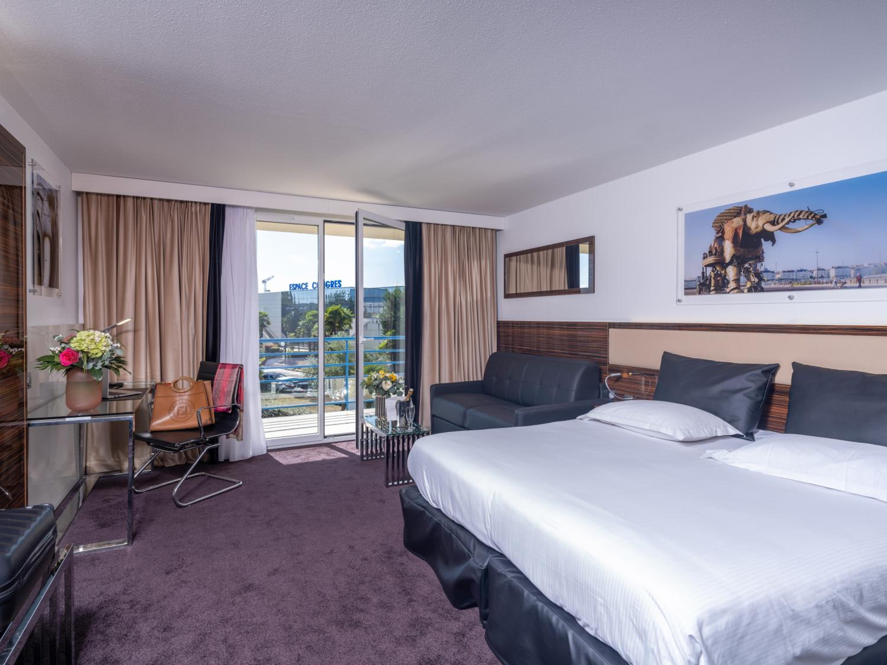 Deluxe Double Room - Photo 1