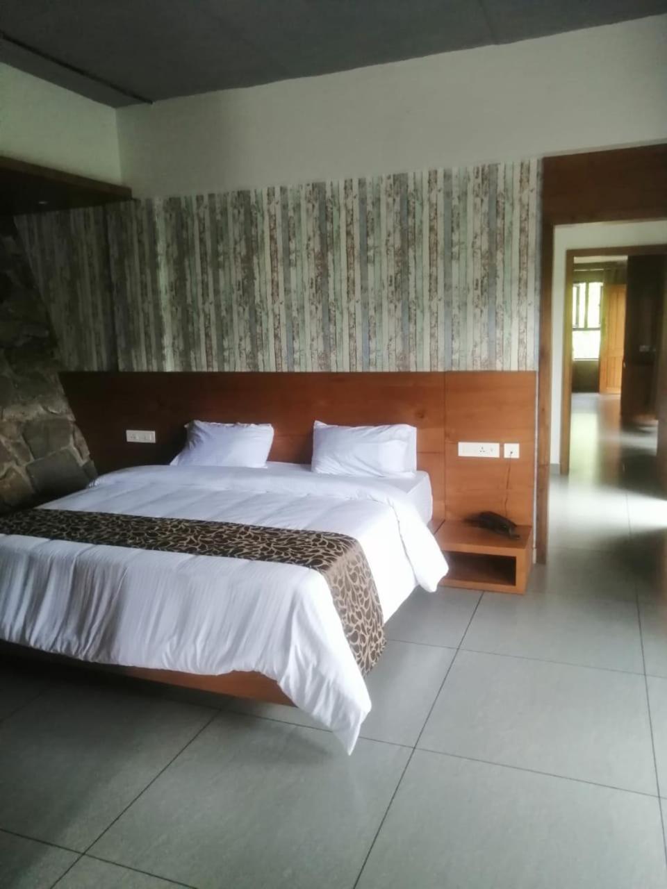 Two-Bedroom Villa - Photo 8
