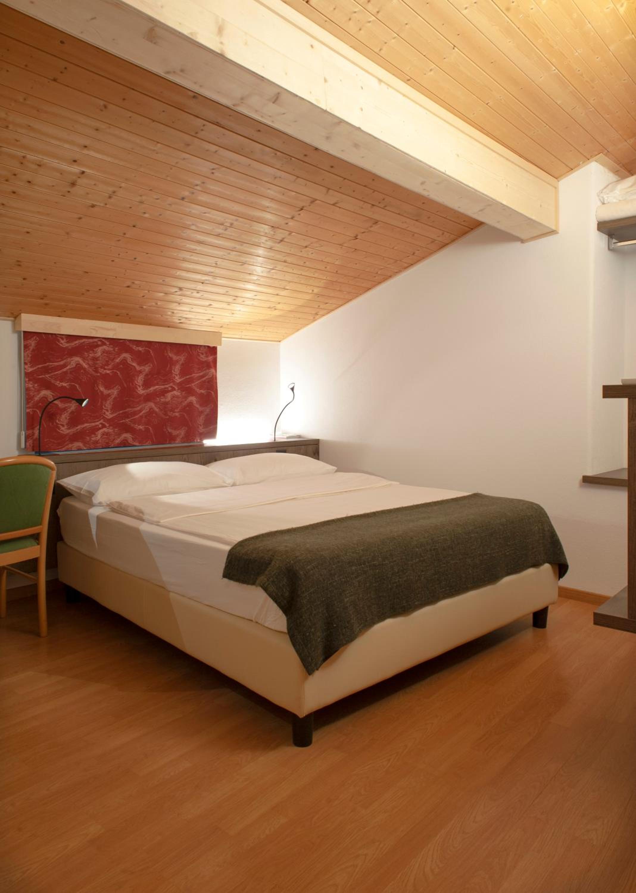 Double or Twin Room - Photo 4