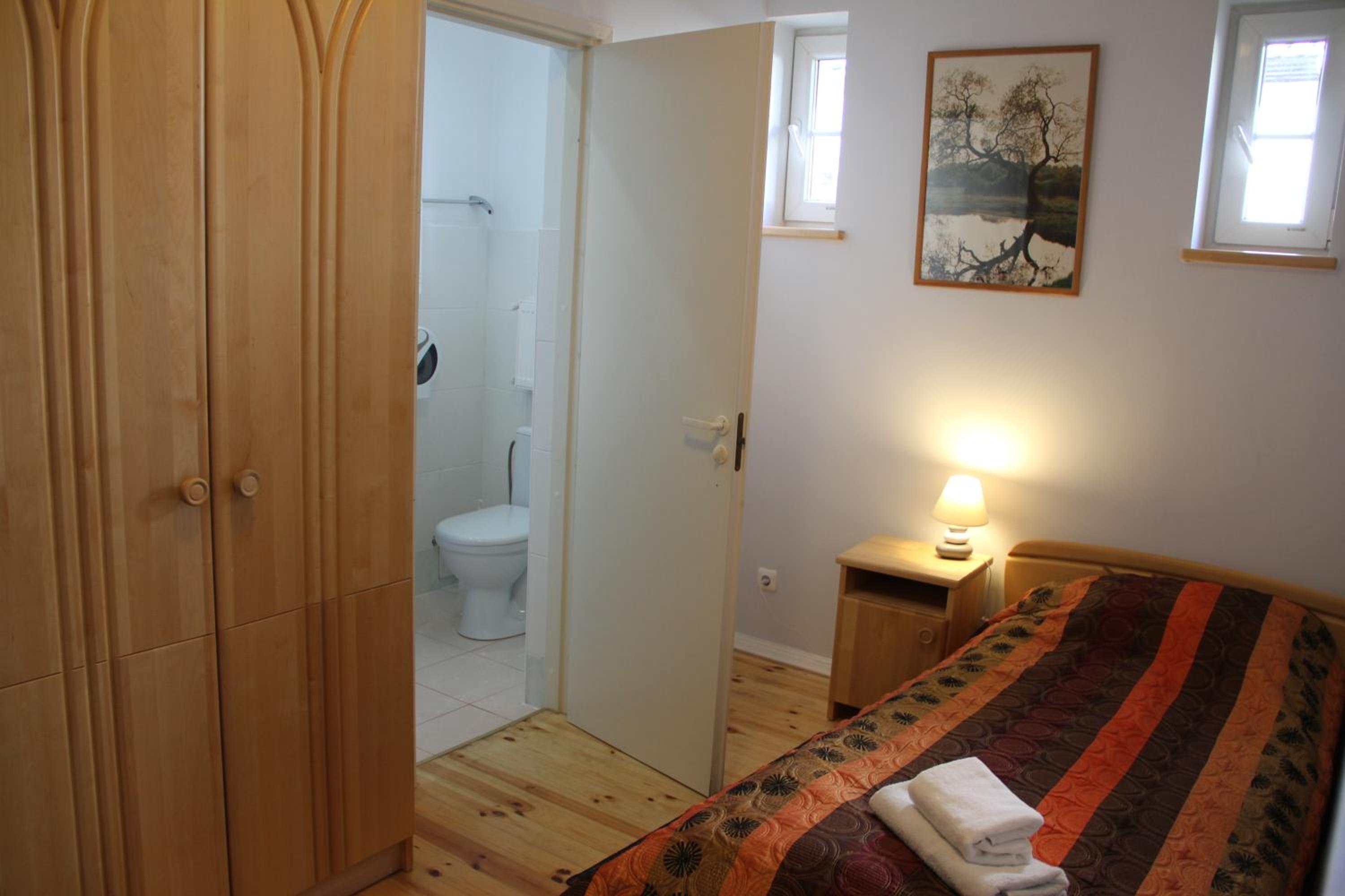 Single Room photo 3