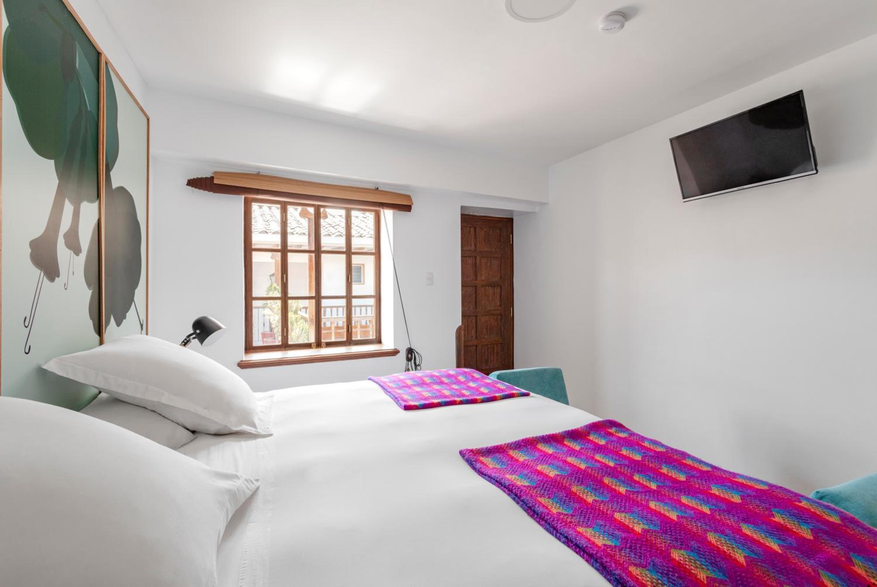 Standard King Room photo 3