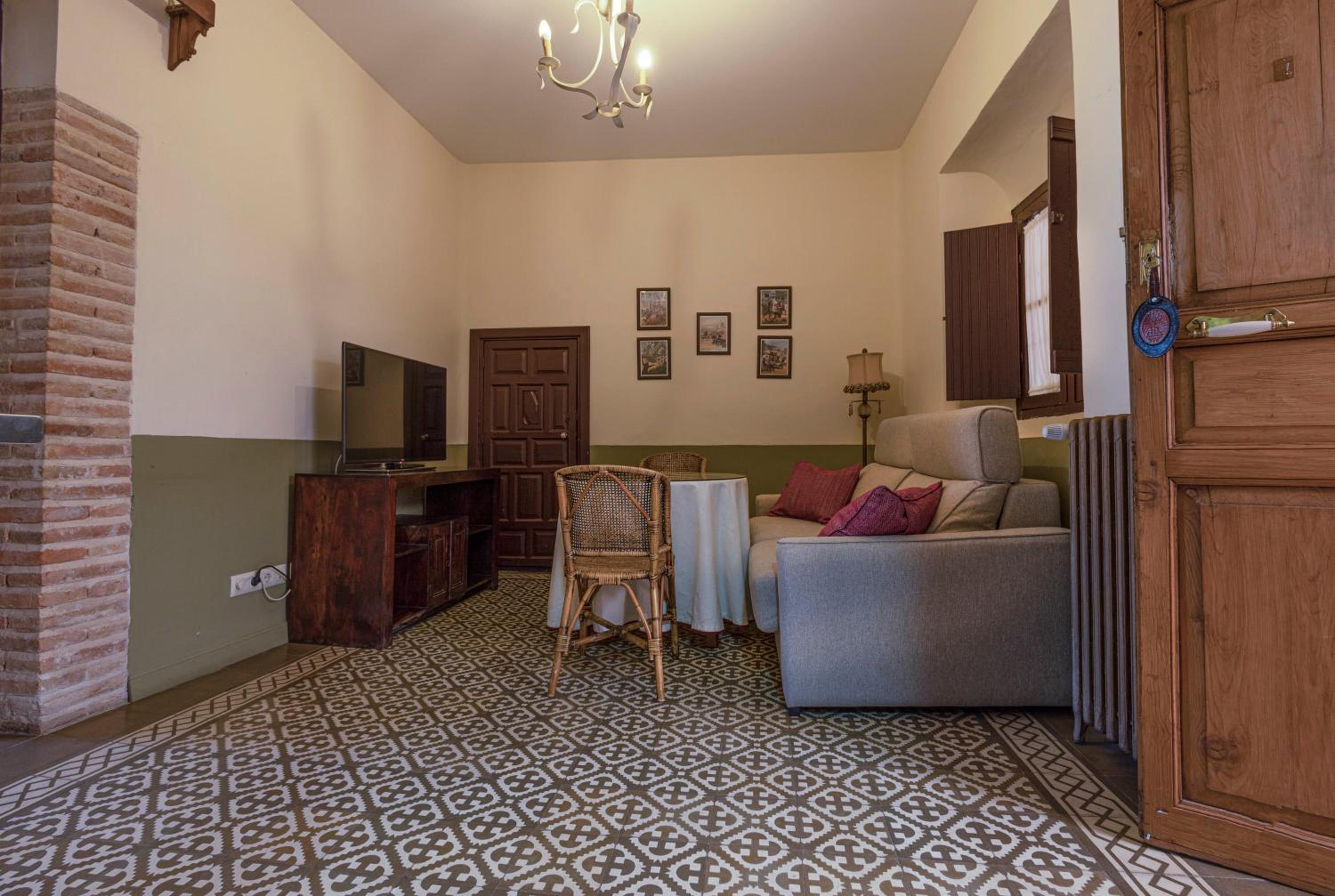Quadruple Room - Photo 1