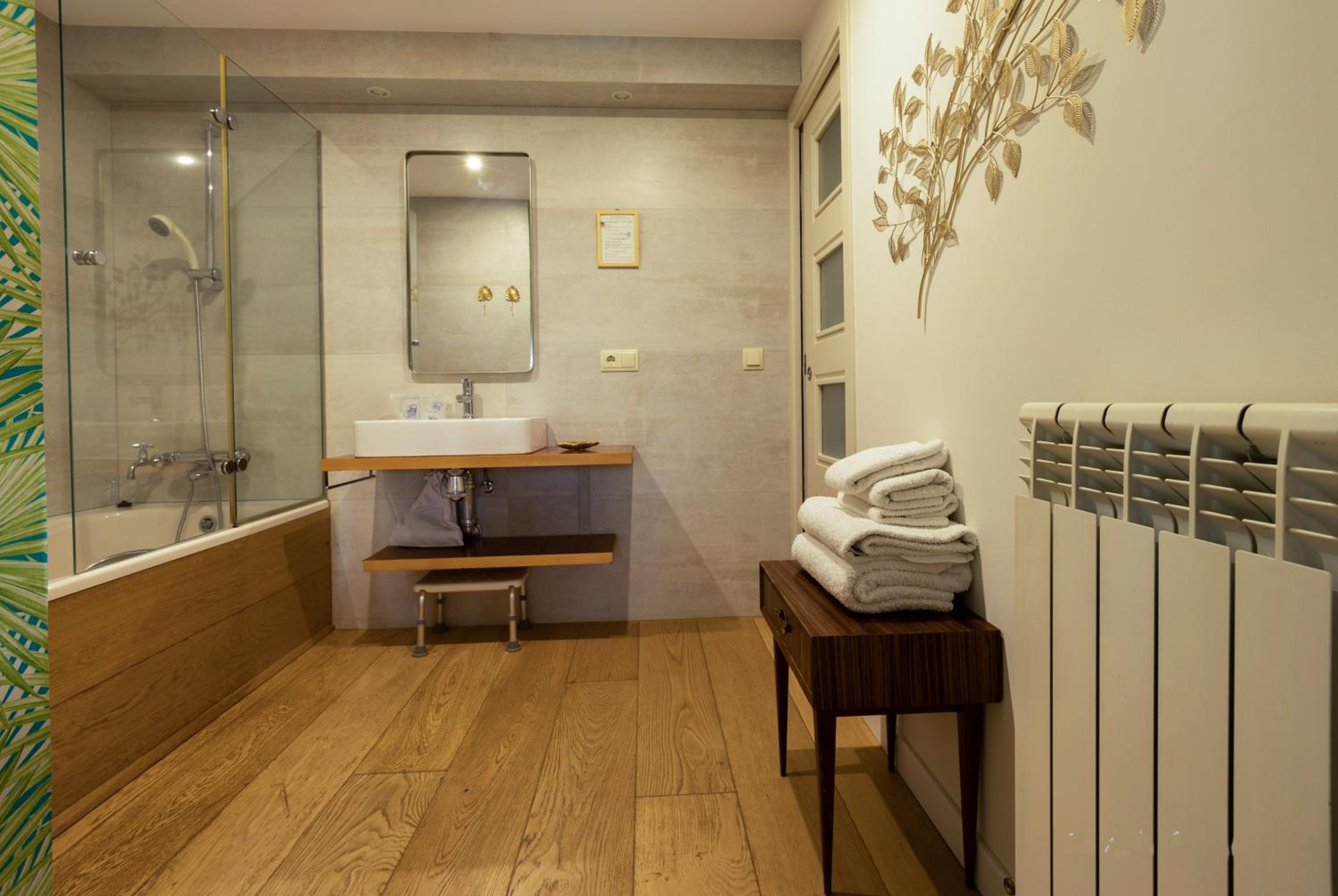 Superior Queen Room - Photo 6