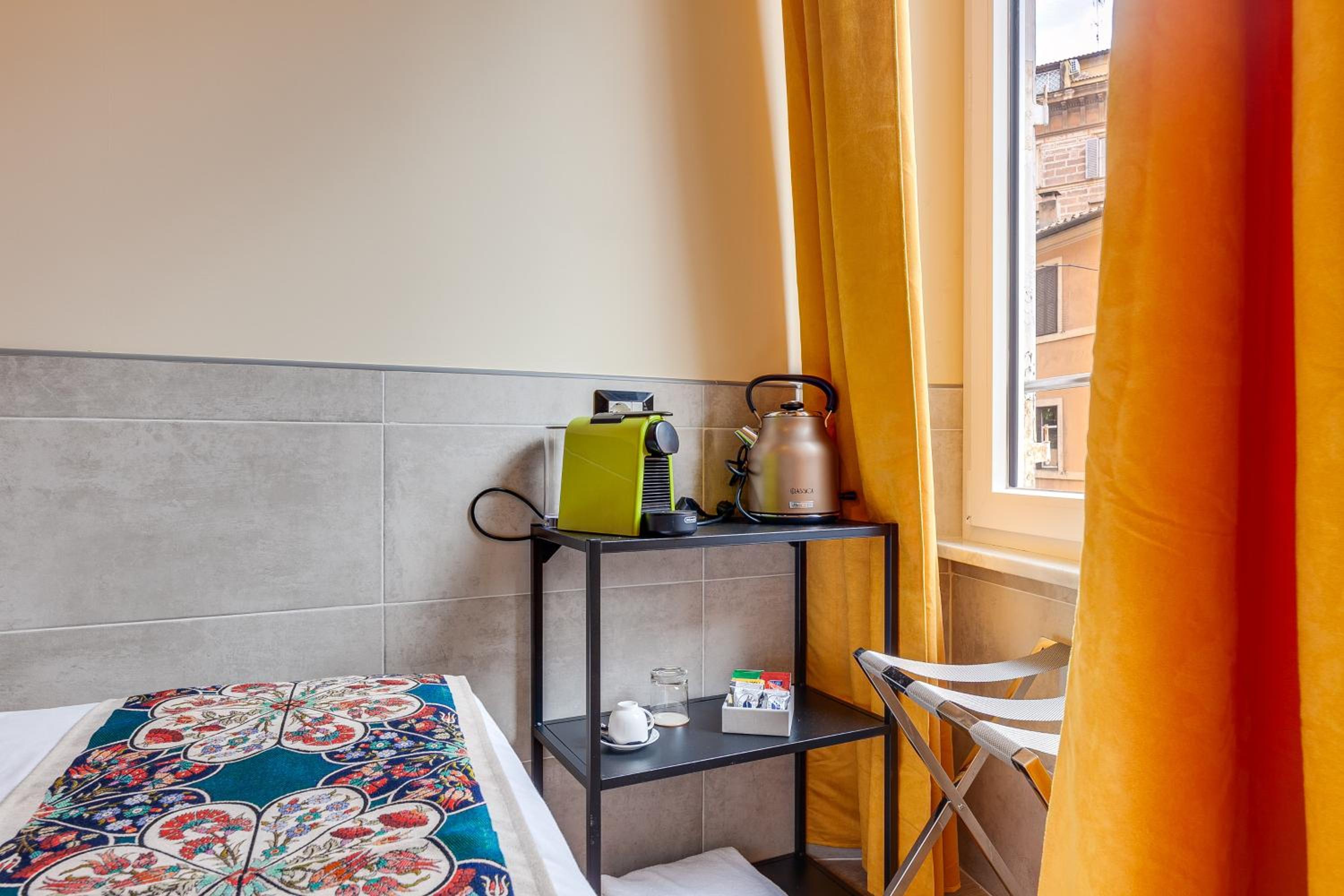 Small Double Room photo 2