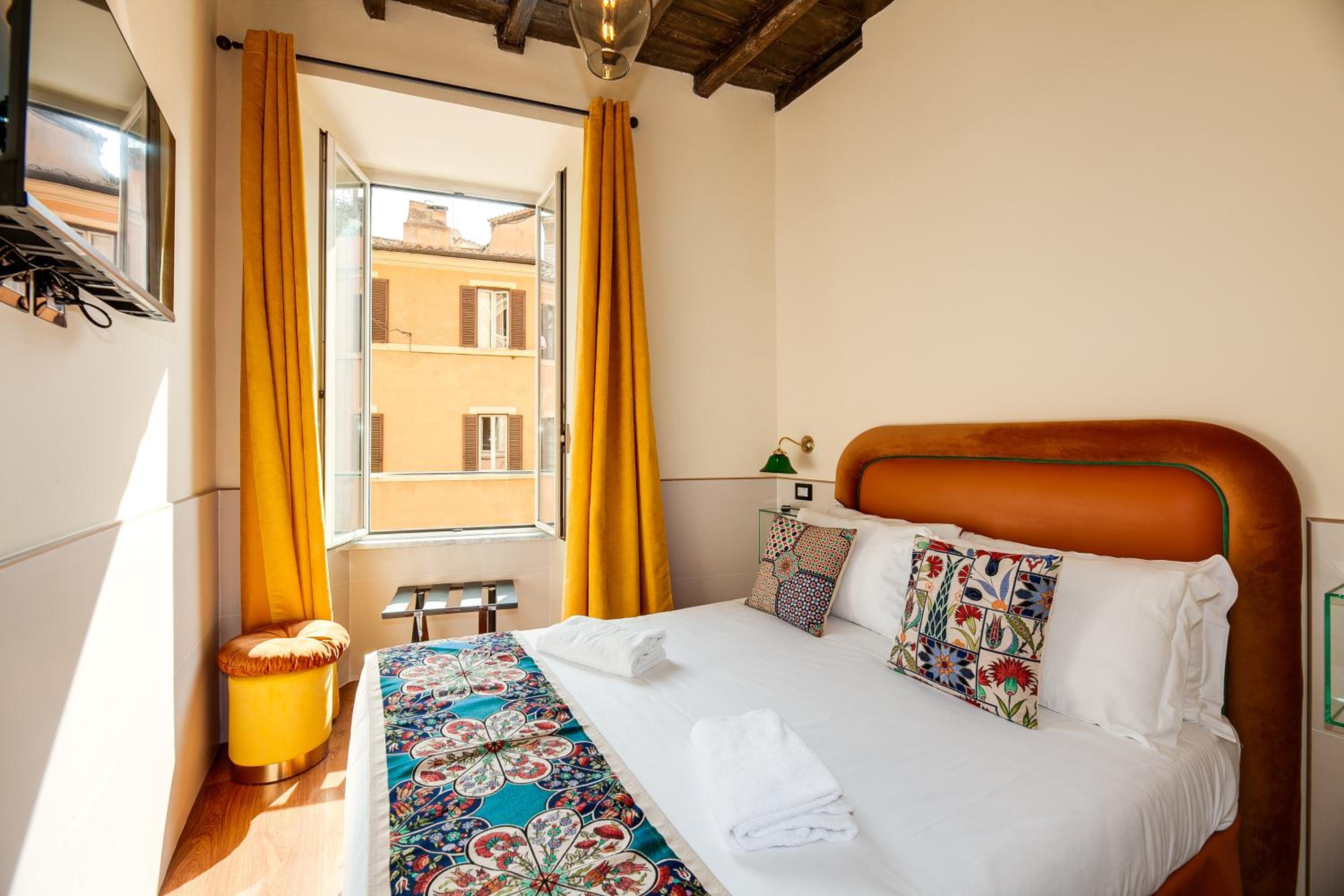 Small Double Room photo 2