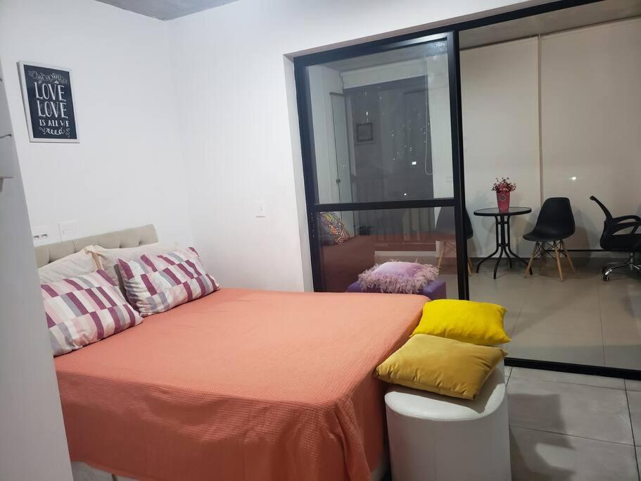 One-Bedroom Apartment - Photo 1