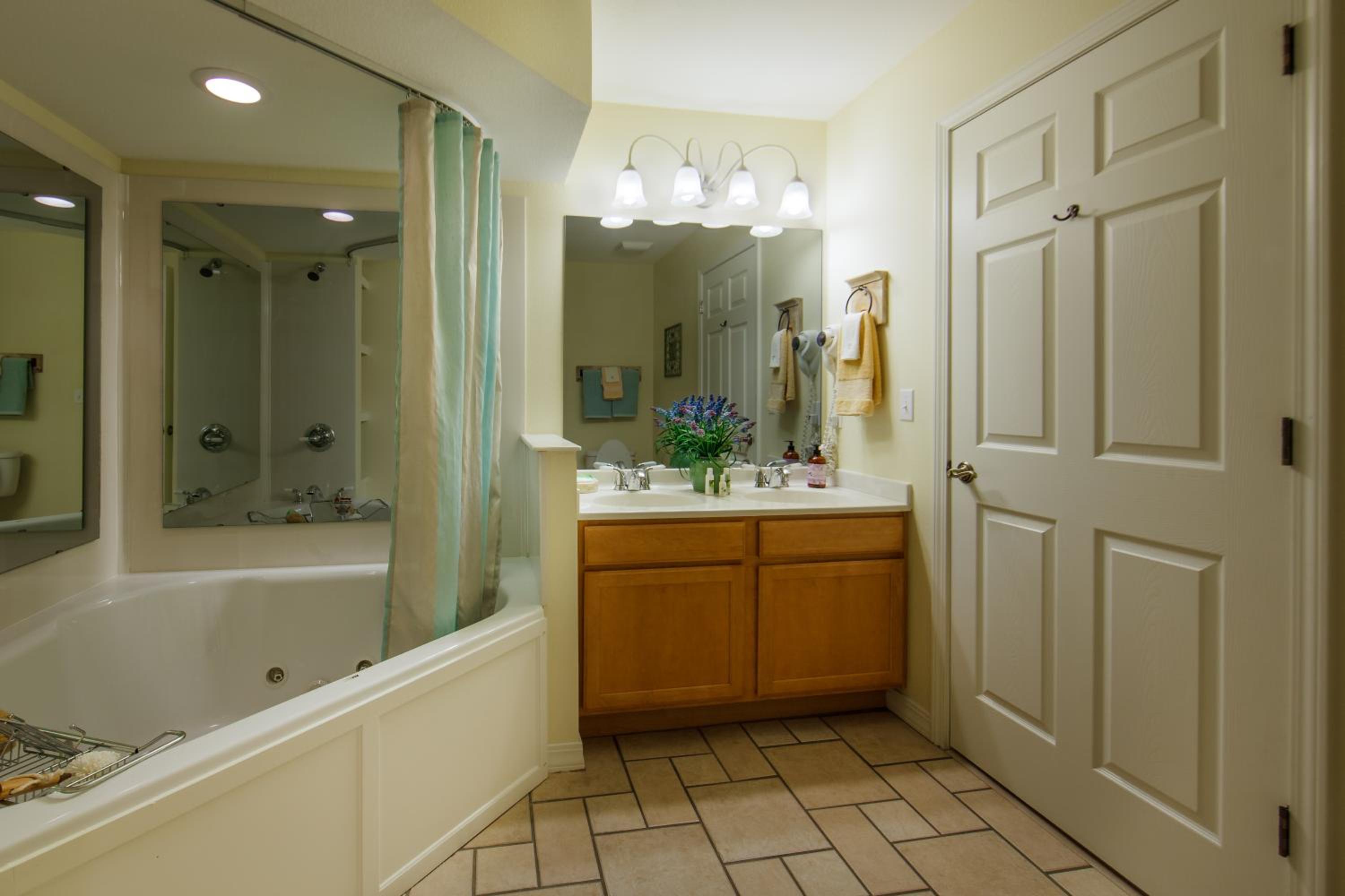 Two-Bedroom Grand Villa  photo 3
