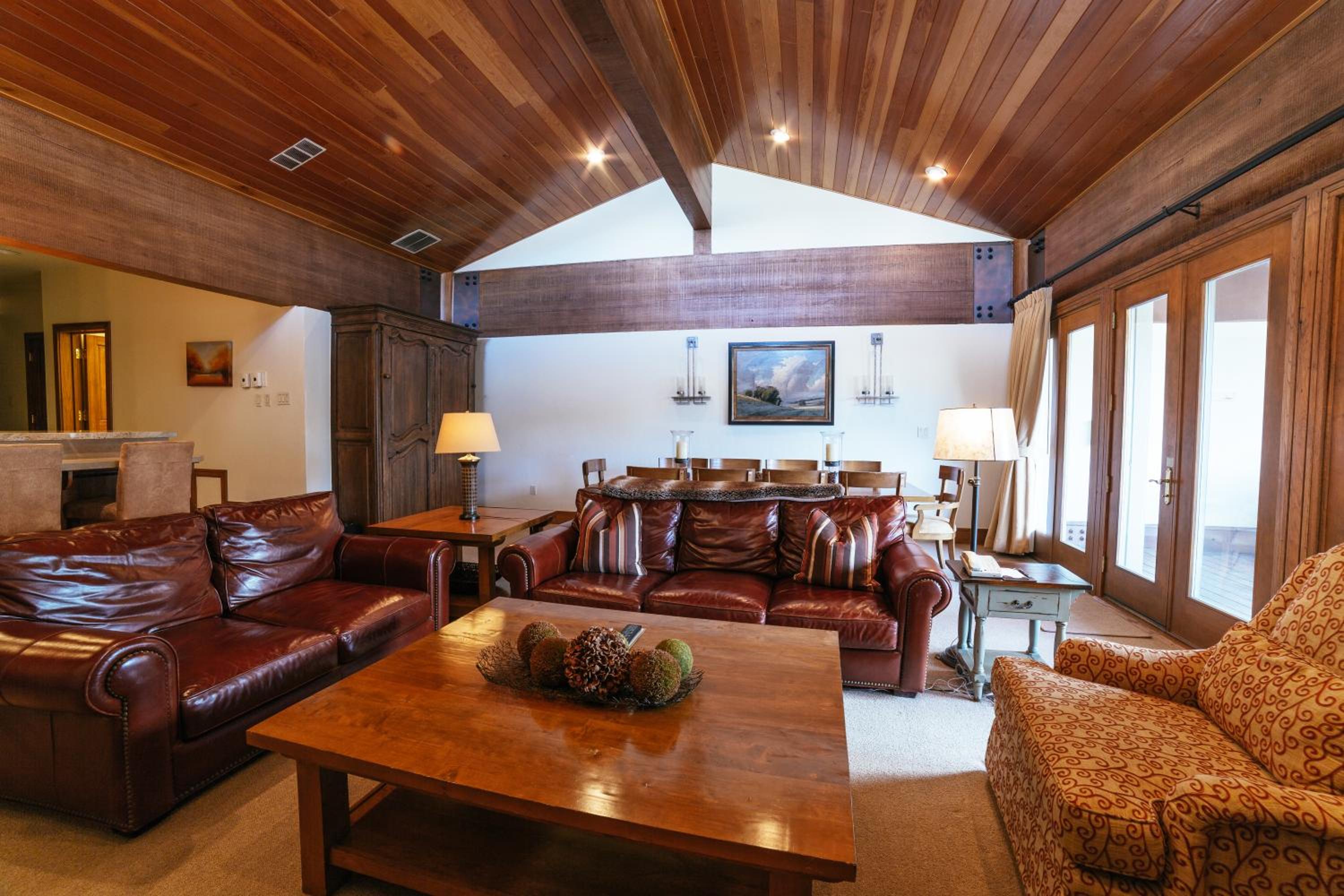 Flagstaff Three Bedroom Suite photo 2