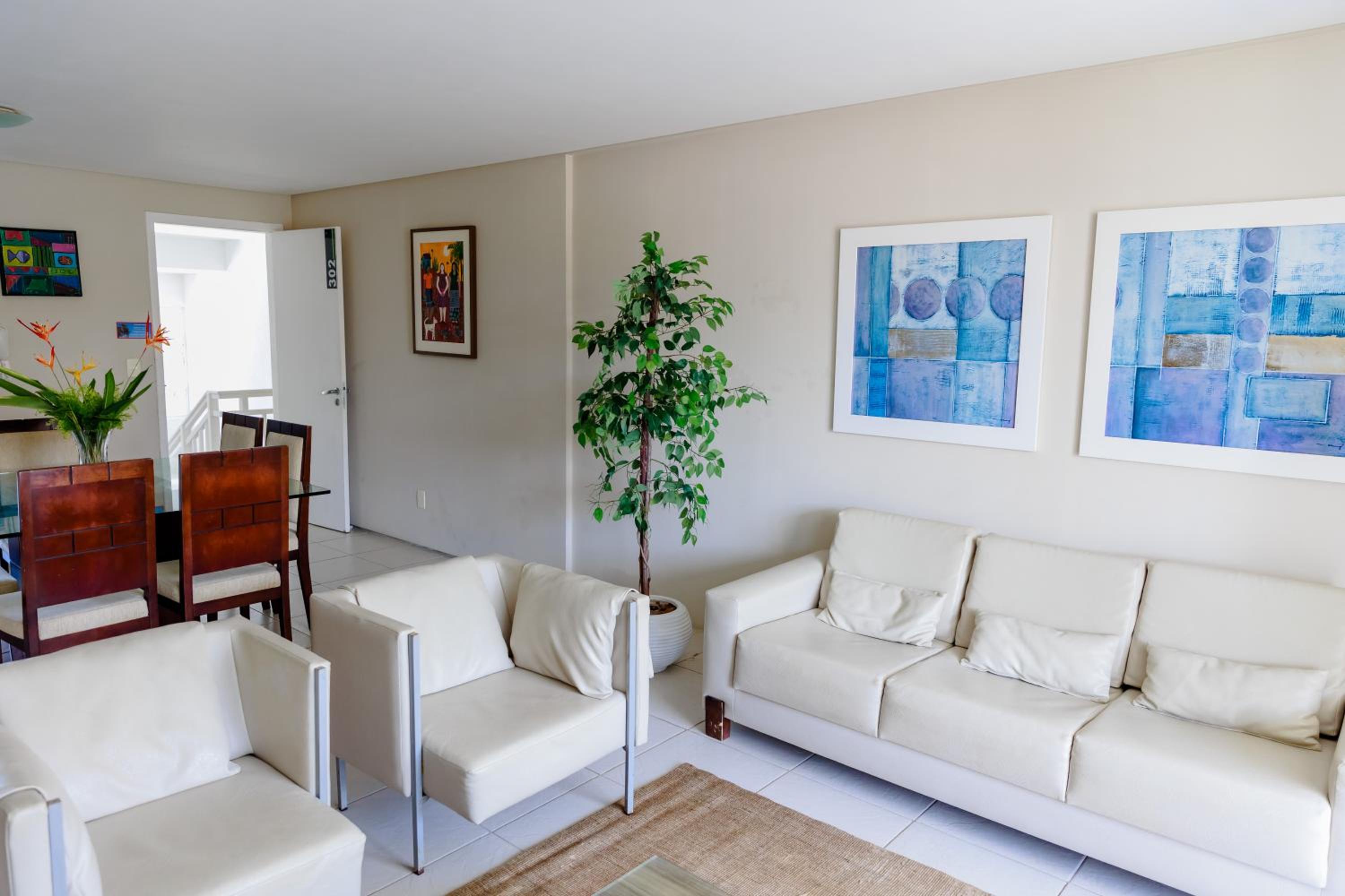 Two-Bedroom Apartment with Frontal Sea View