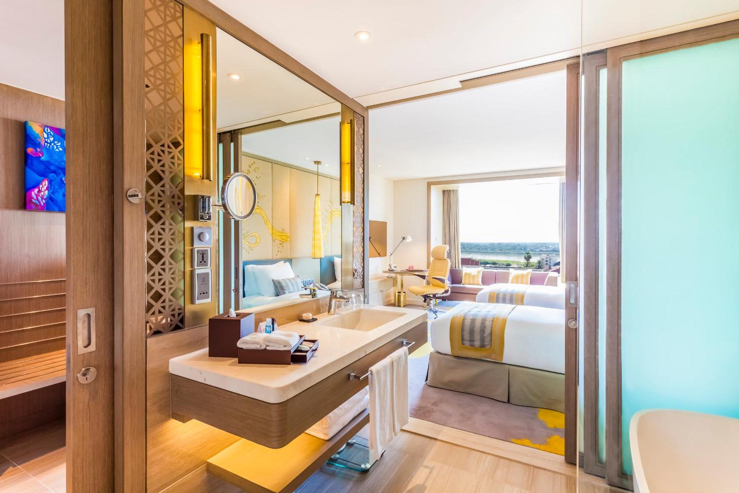 Standard Twin Room - Lounge Access