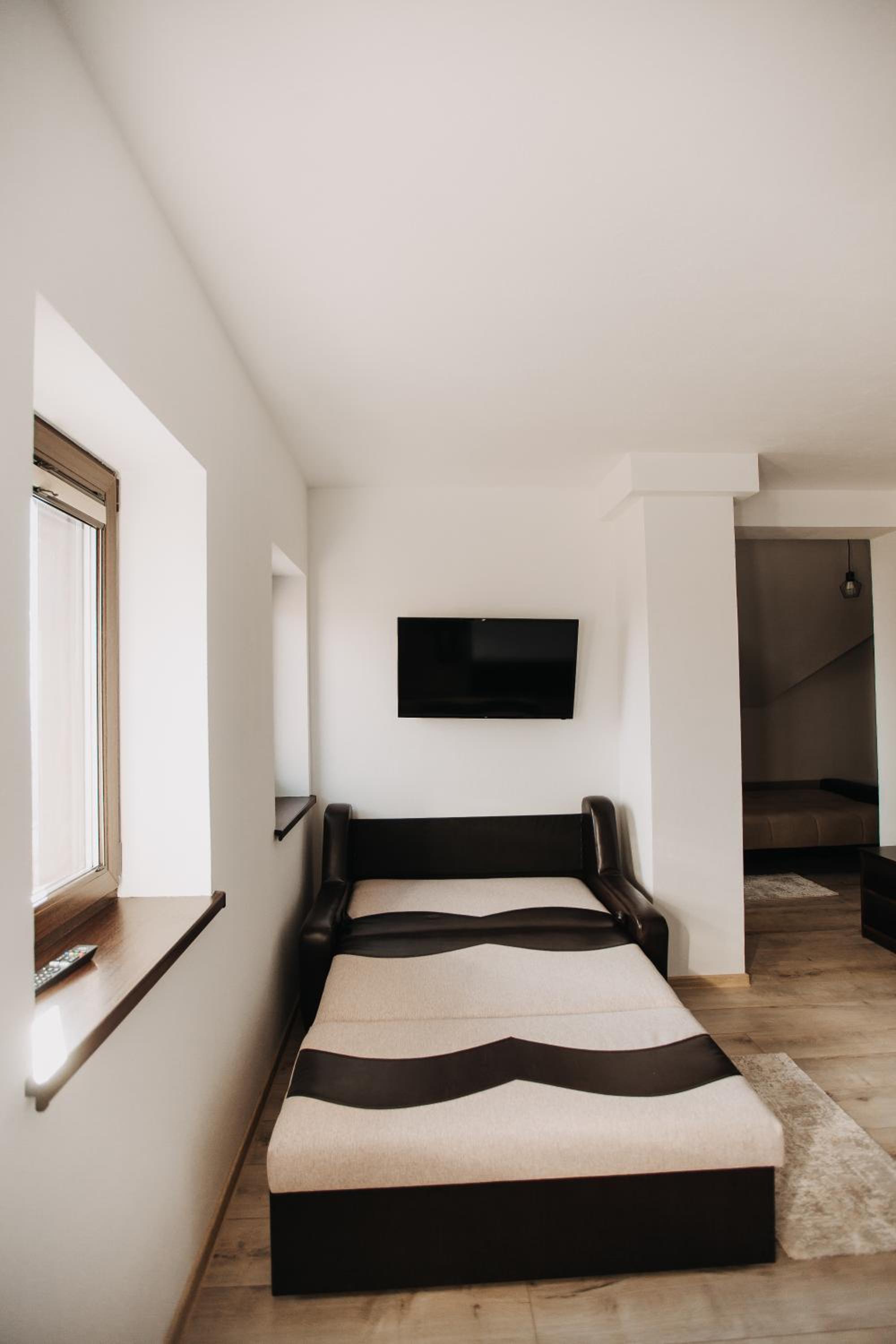 Large Double Room photo 3