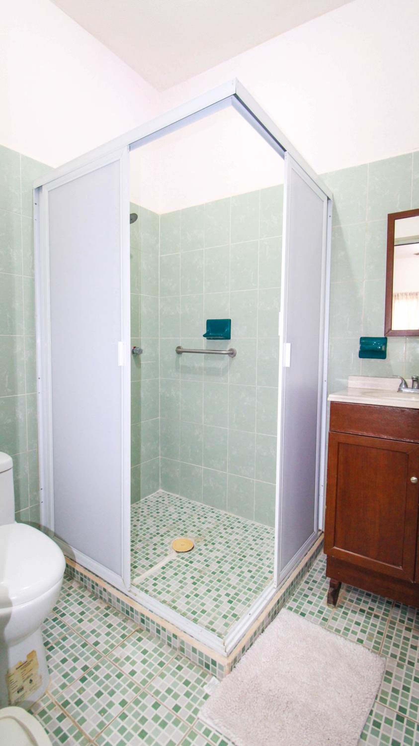 Comfort Quadruple Room - Photo 7