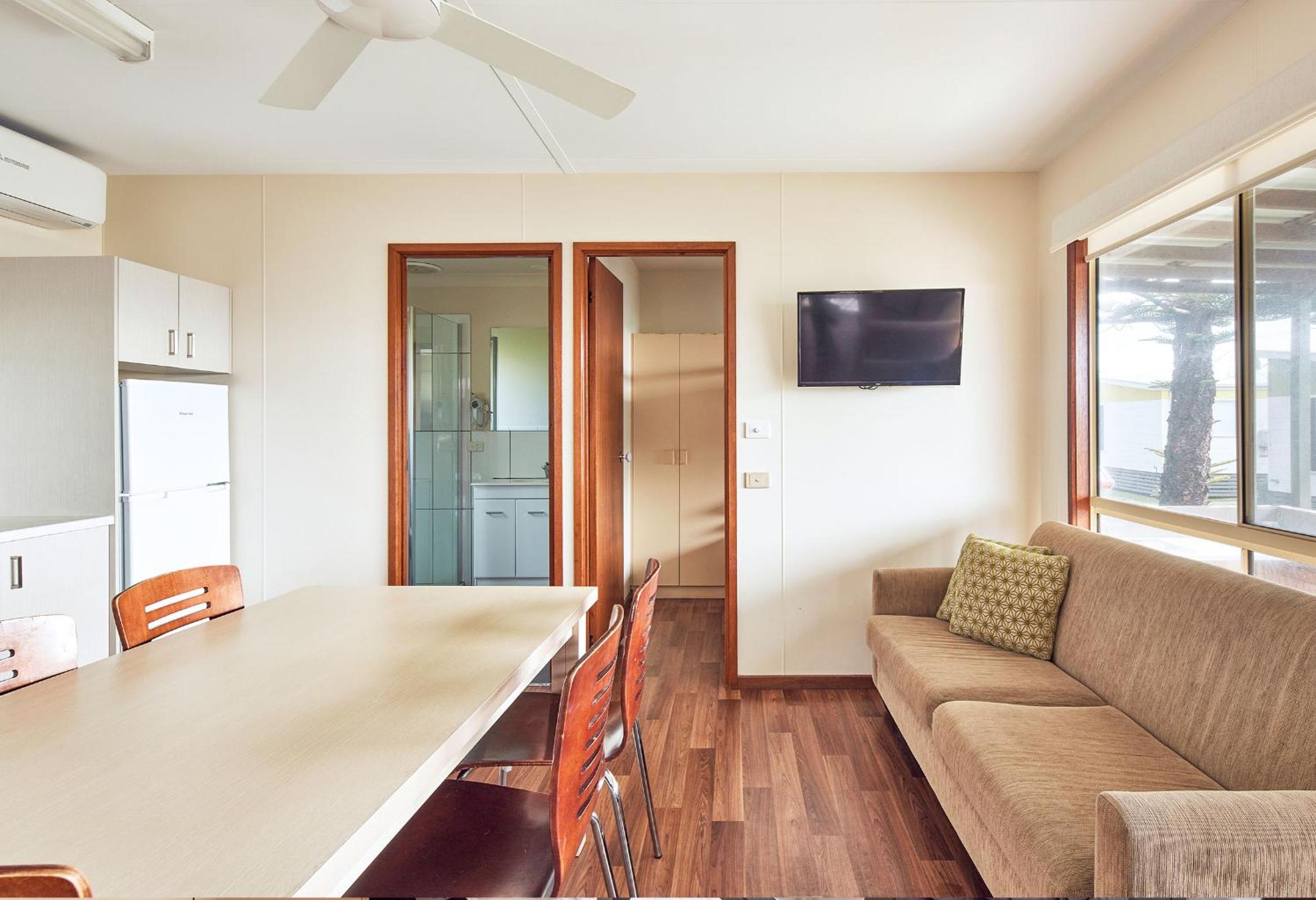 Waterview Villa - Photo 5