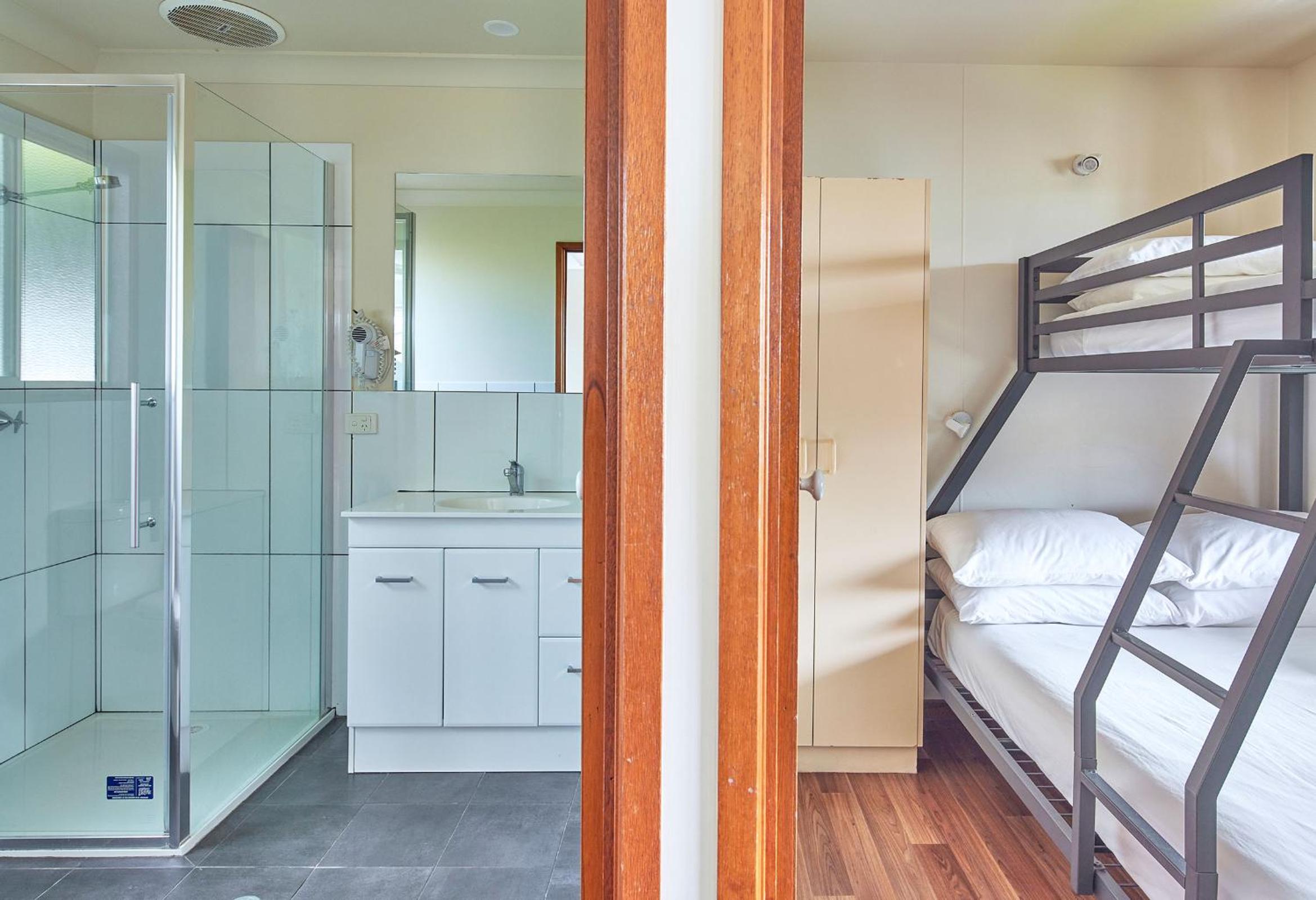 Waterview Villa - Photo 2
