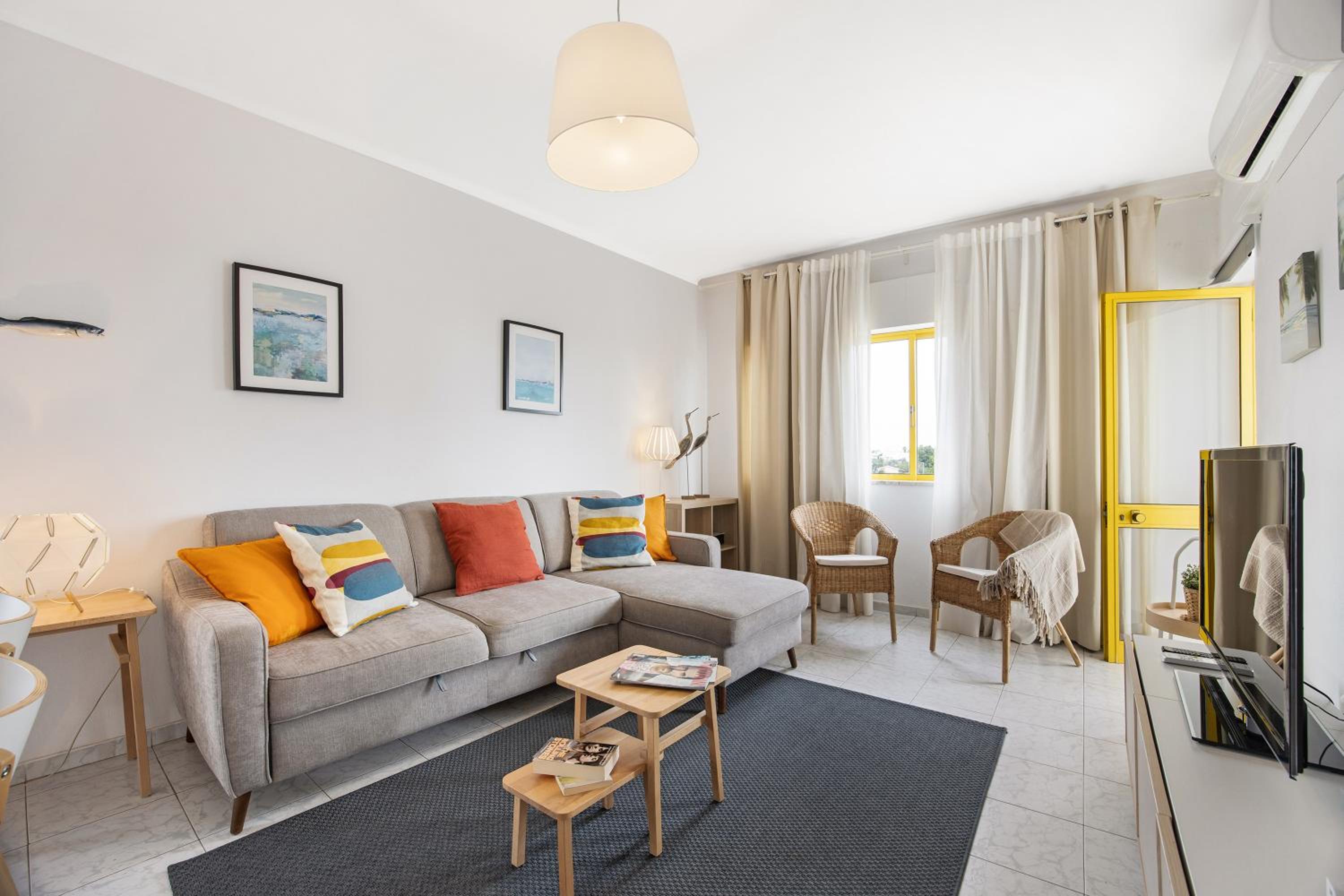 Superior One-Bedroom Apartment with Balcony