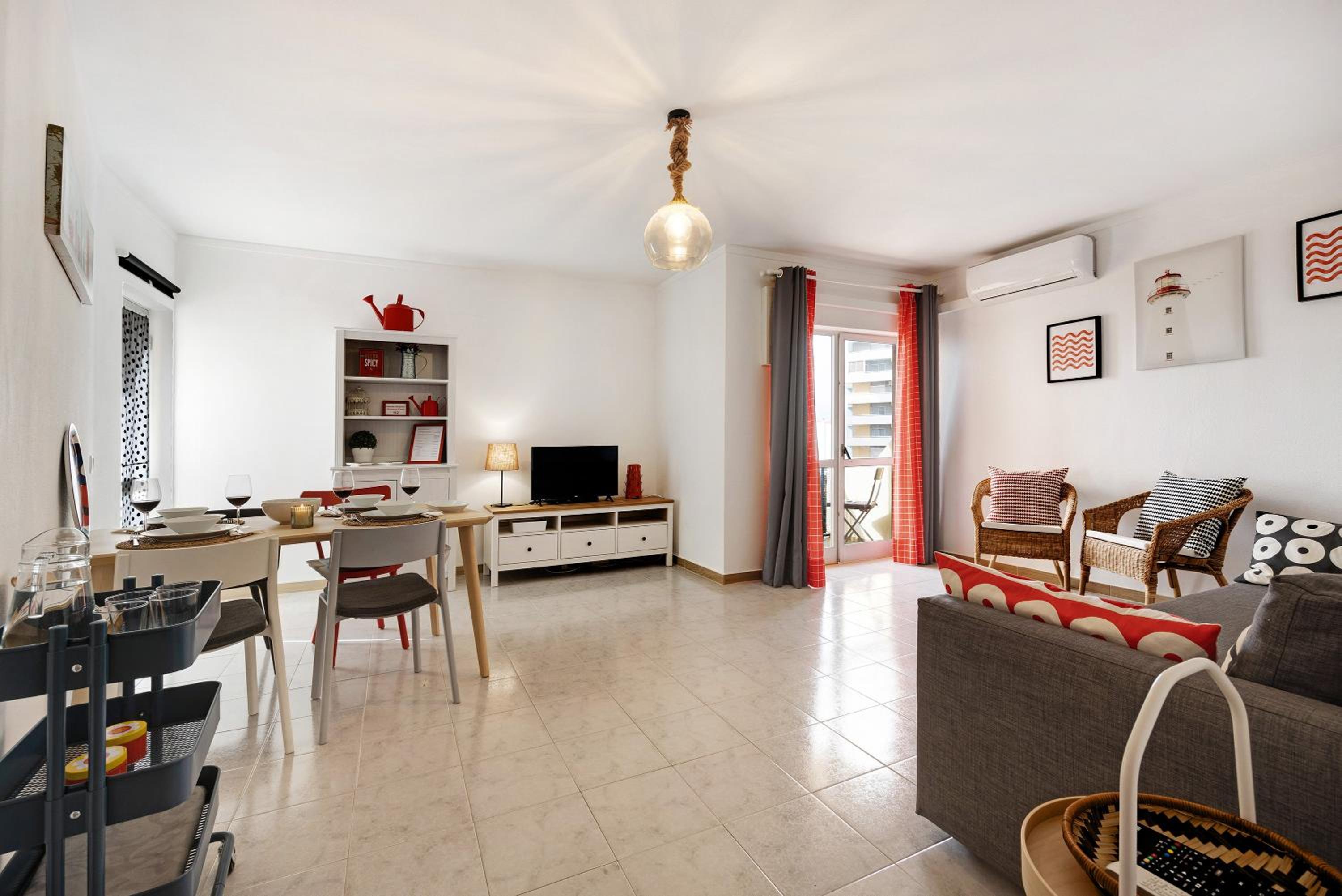 Superior One-Bedroom Apartment with Balcony photo 2