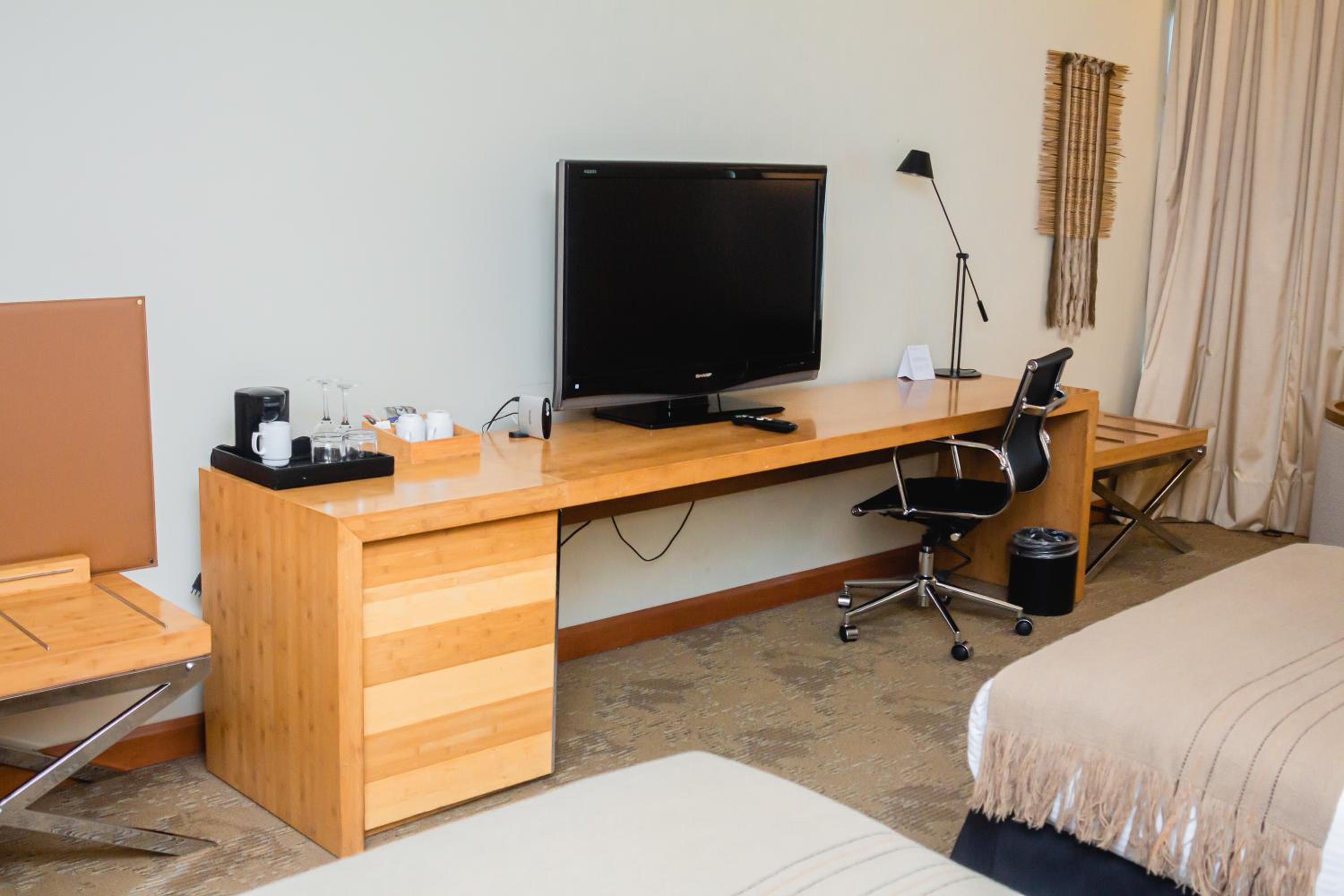 Standard Twin Room - Photo 6