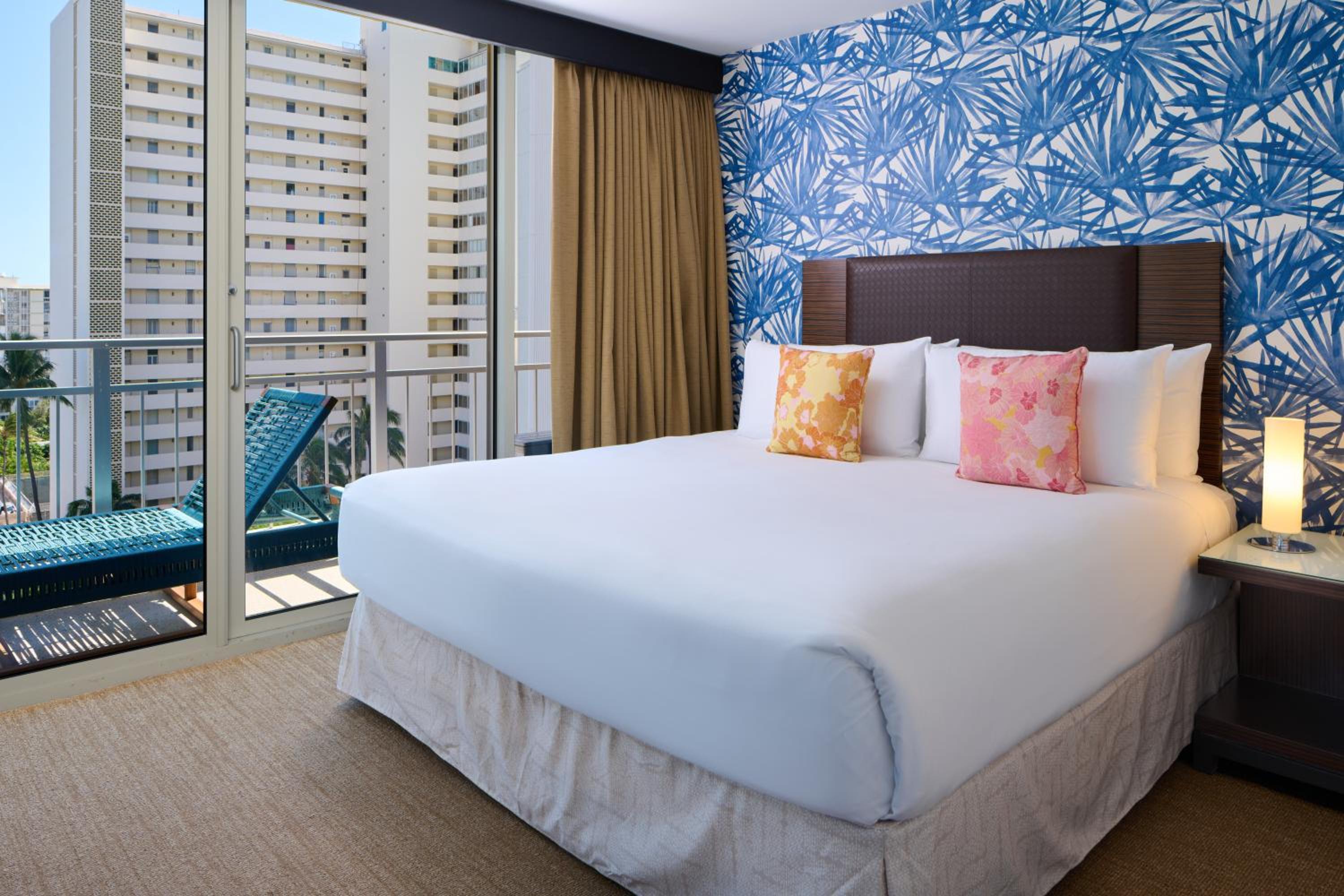 Diamond Head View Junior Suite