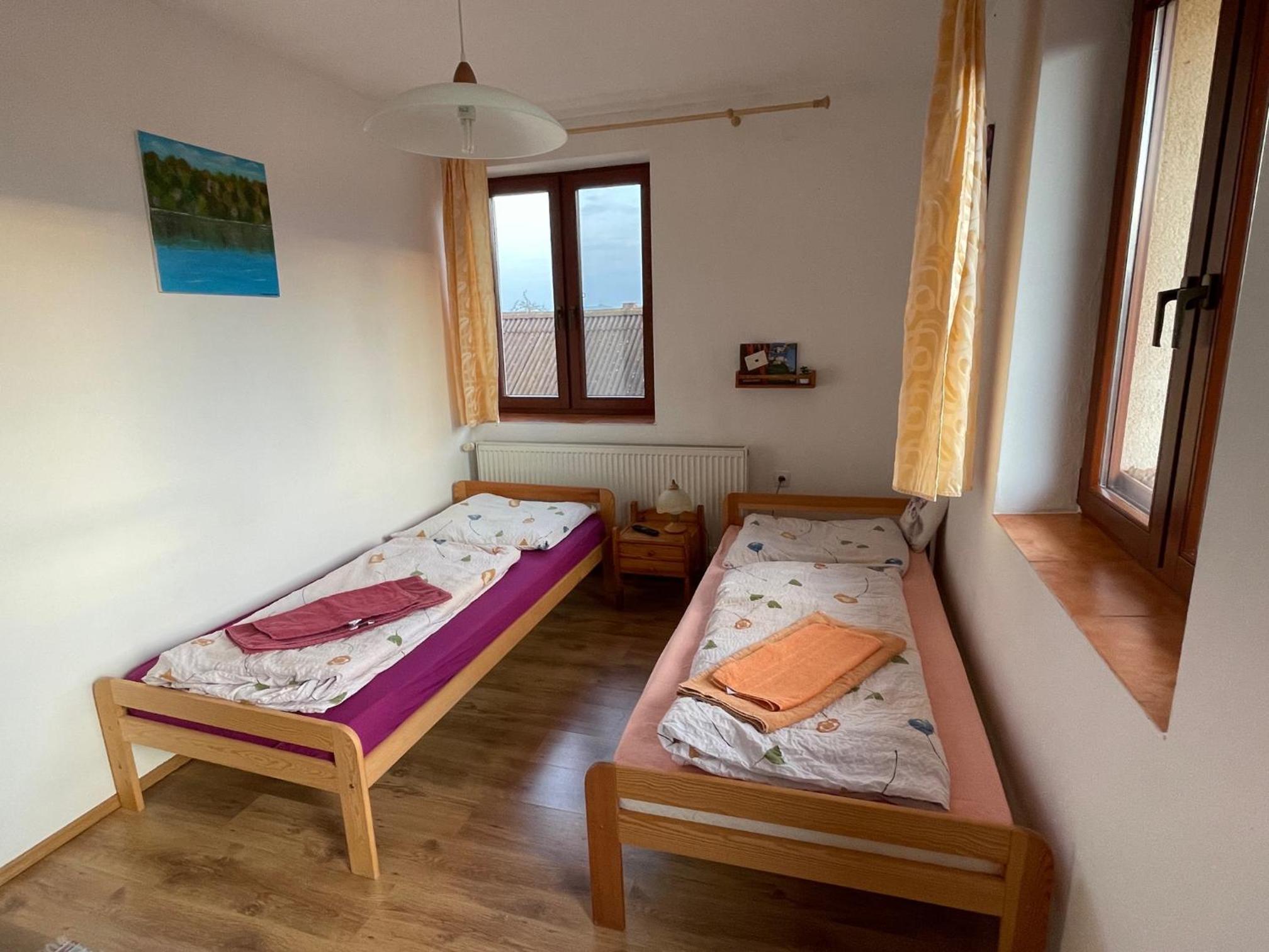 Standard Twin Room - Photo 1