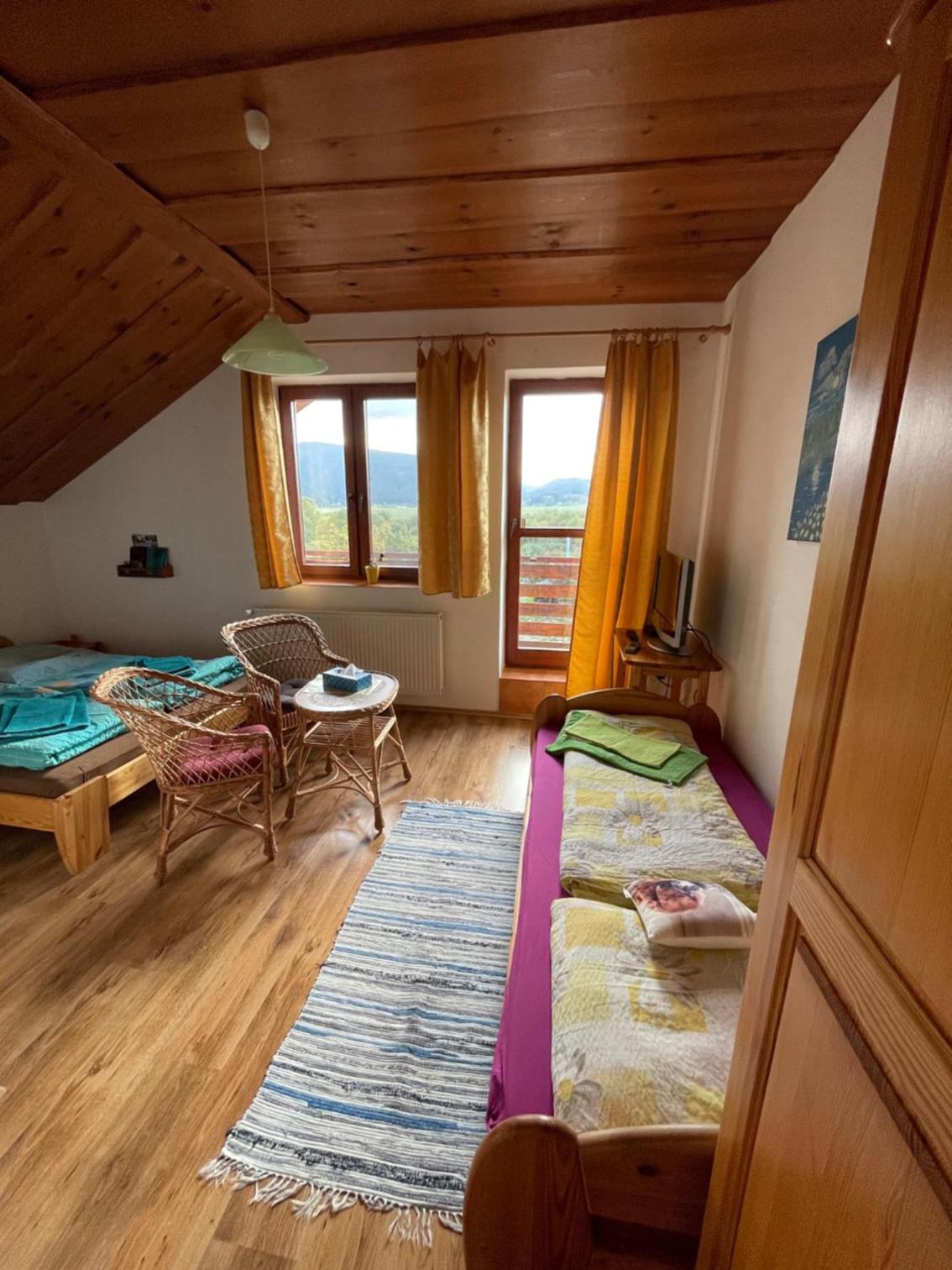 Triple Room with Balcony - Photo 6