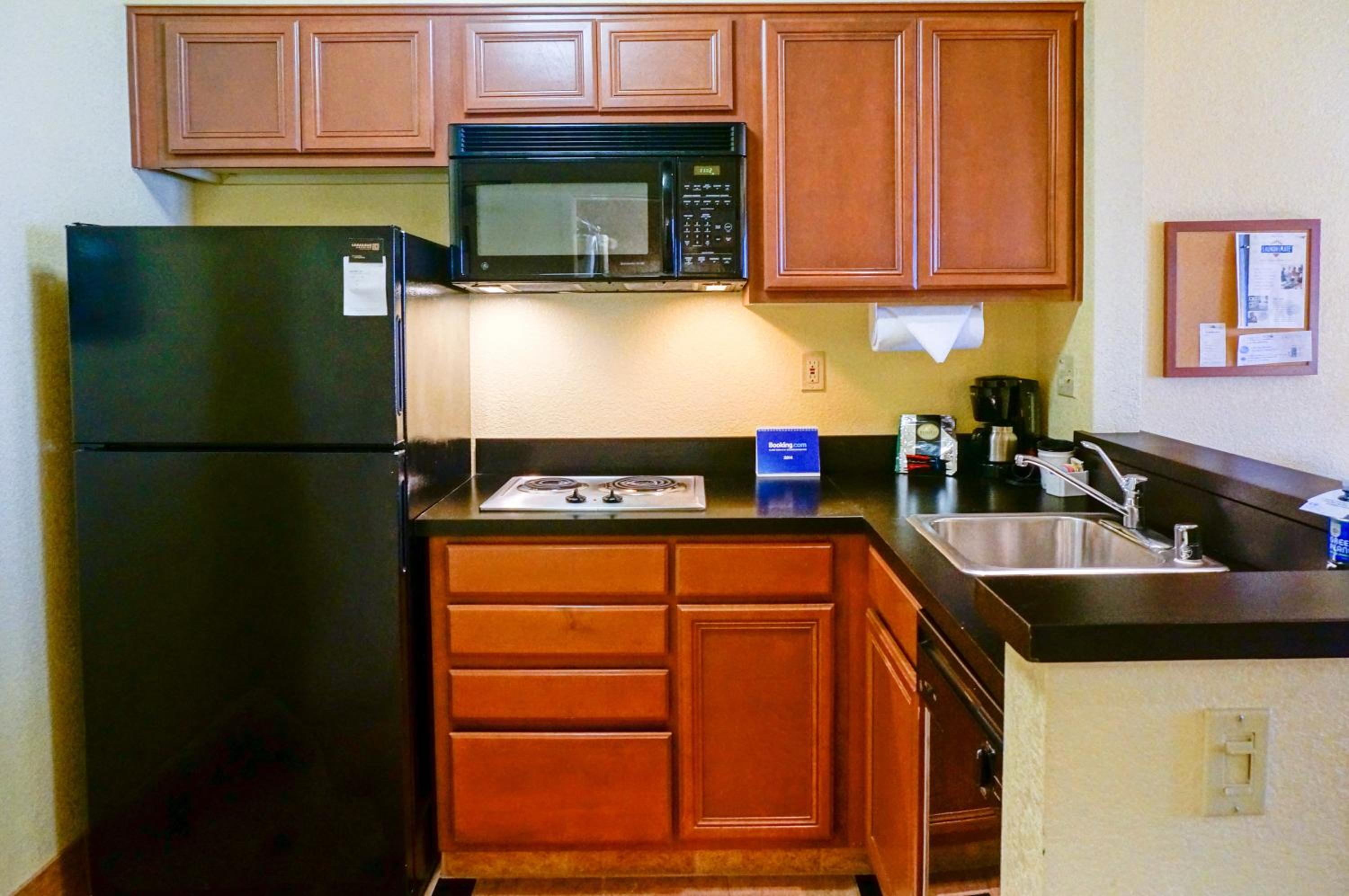 Studio Suite - Photo 3