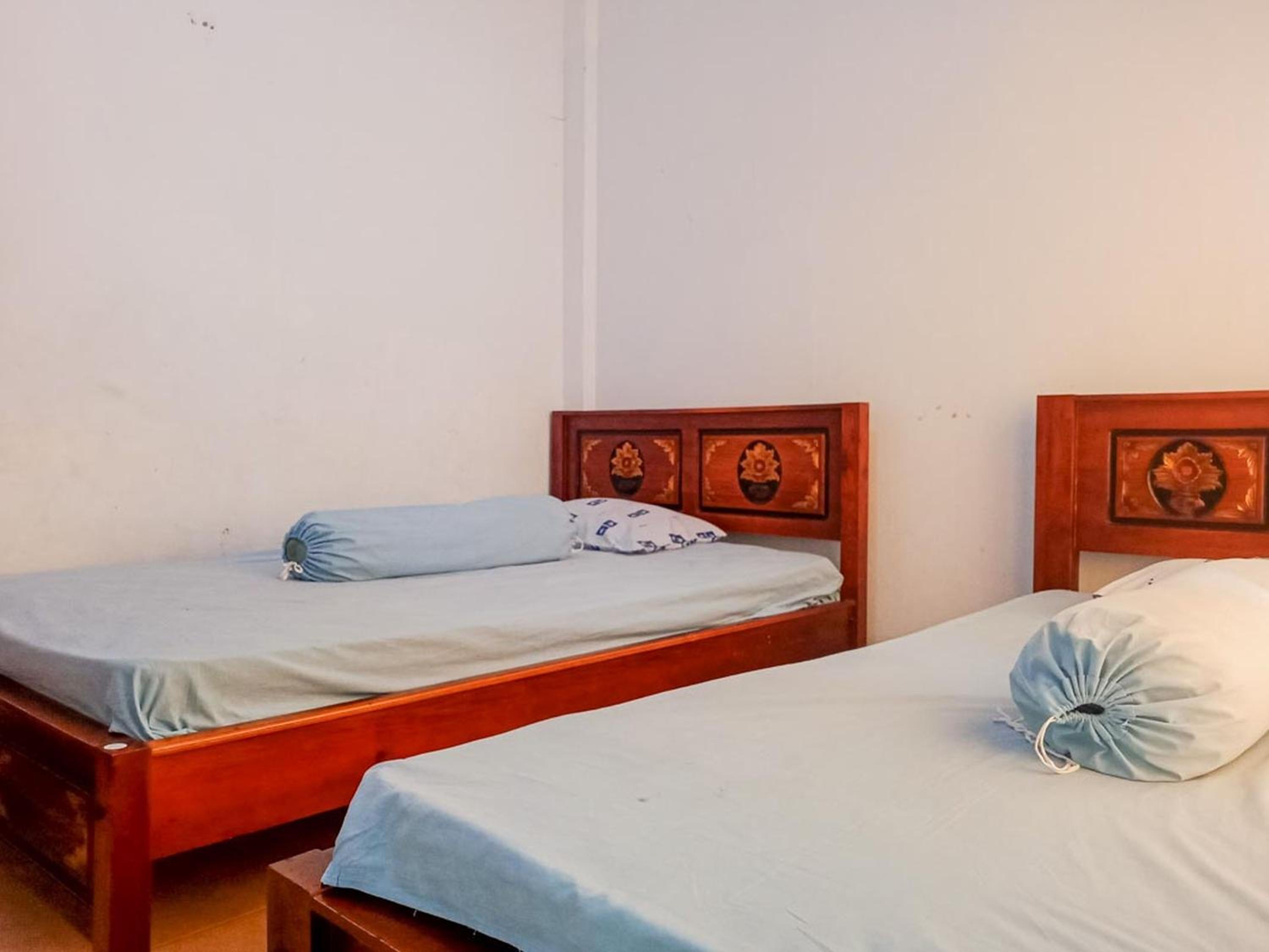Twin Room - Photo 5