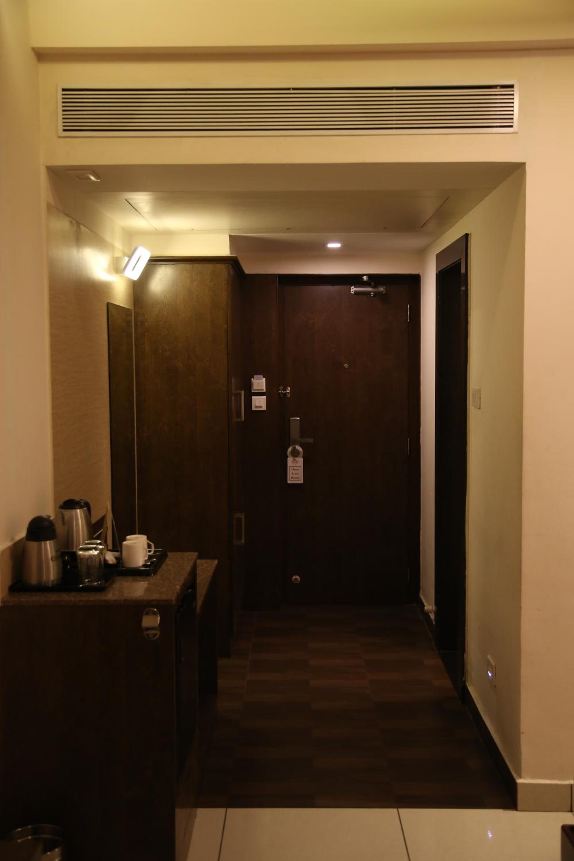 Superior Double or Twin Room - Photo 4
