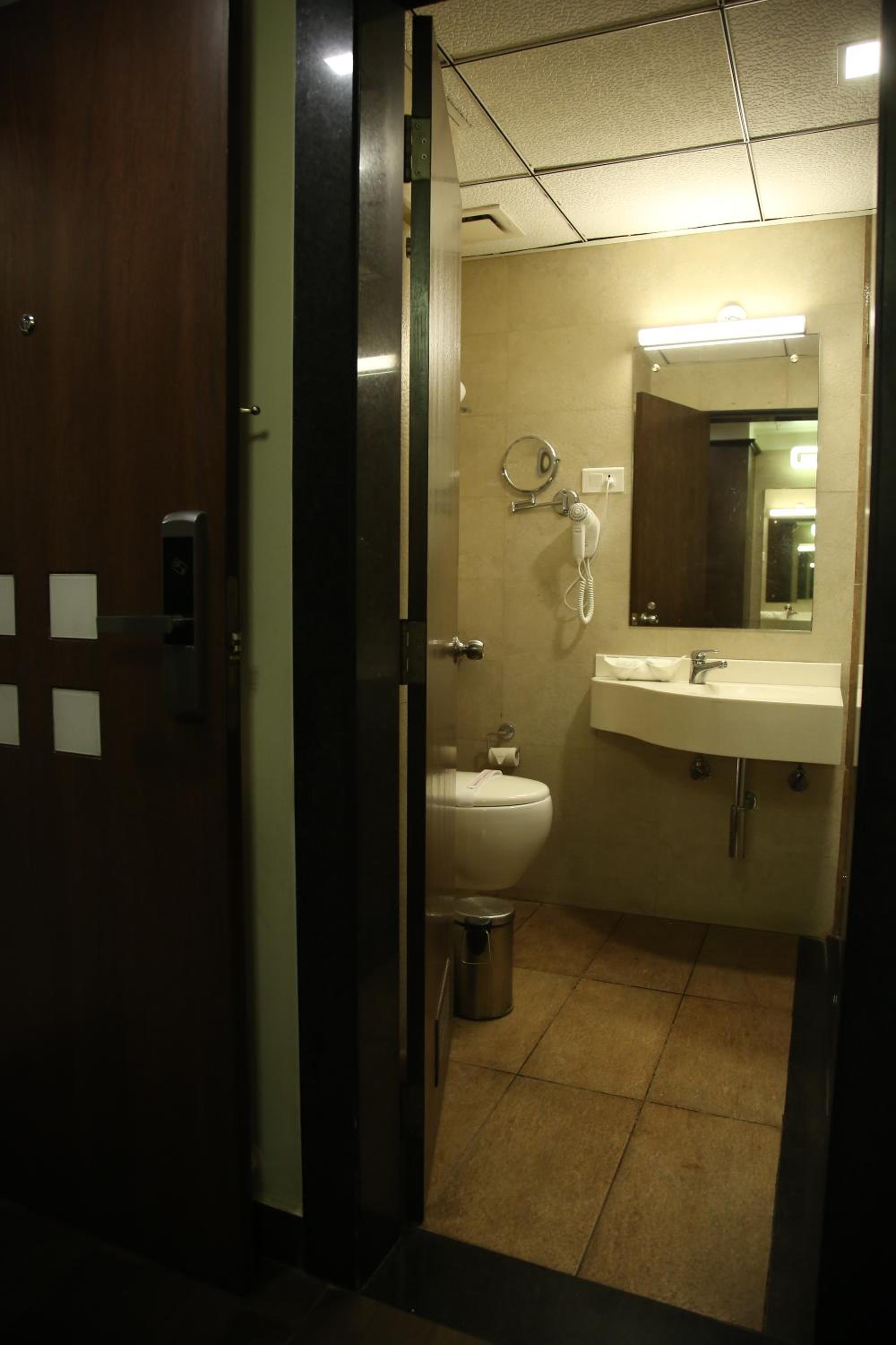 Superior Double or Twin Room - Photo 6
