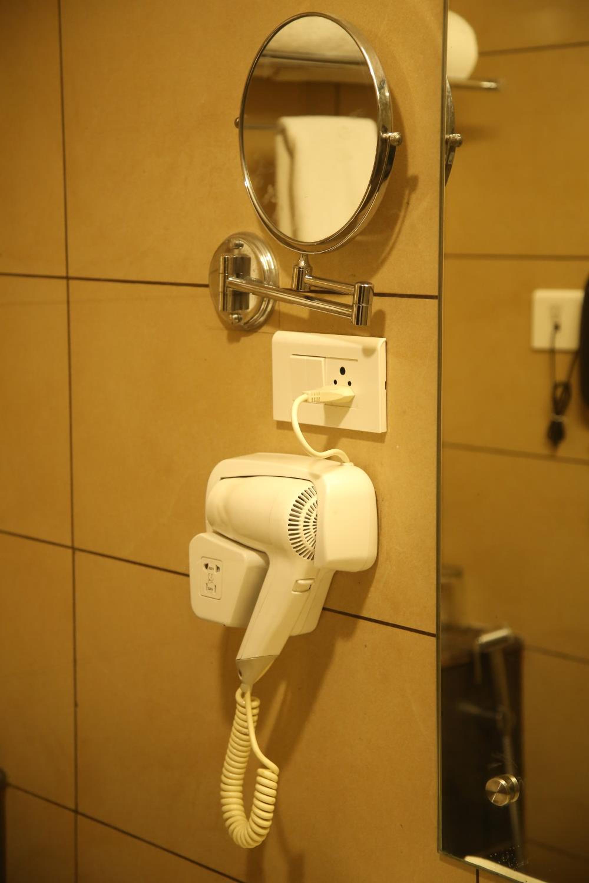 Superior Double or Twin Room - Photo 19