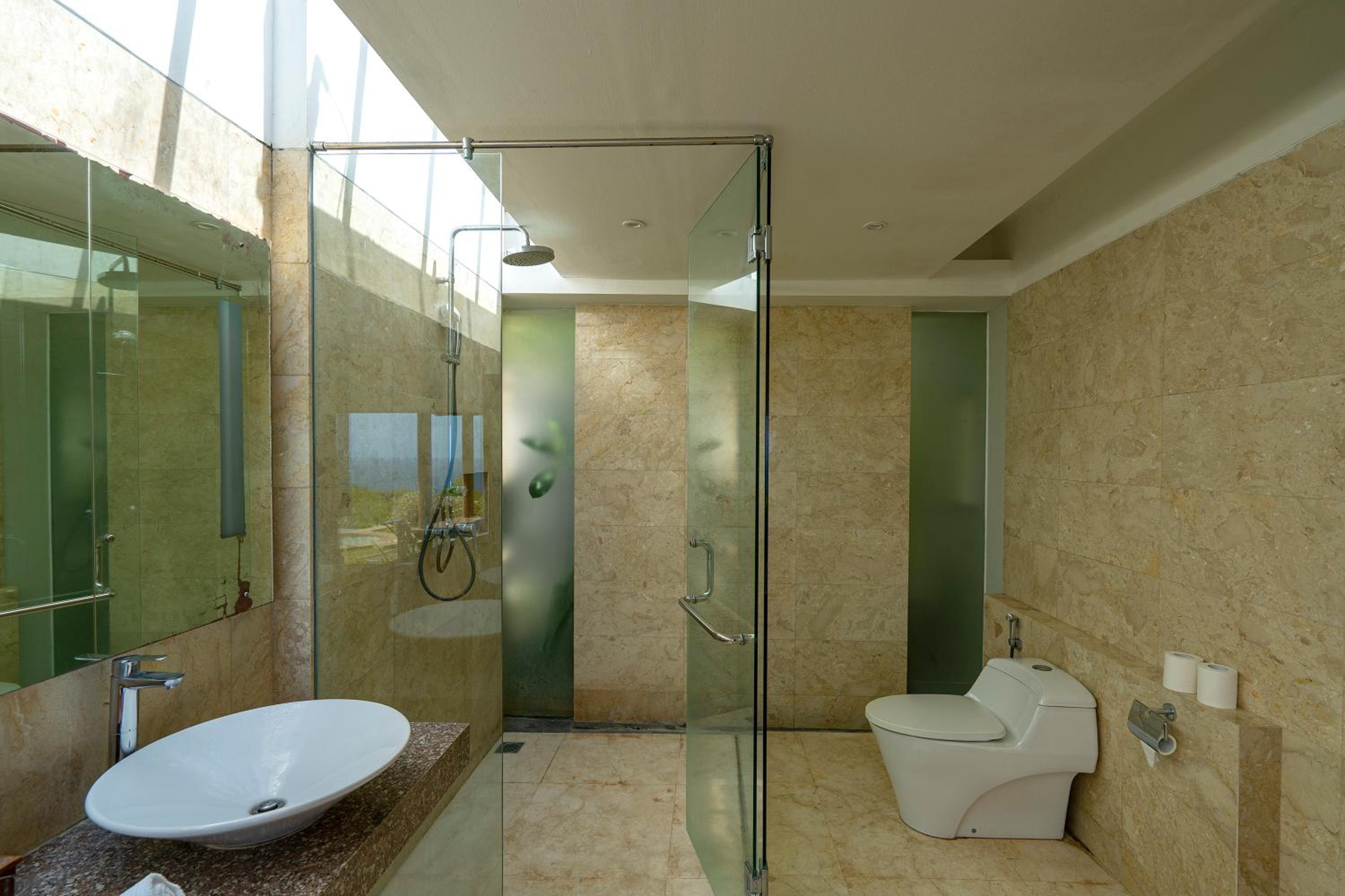 One Bedroom Ocean View Villa - Photo 2