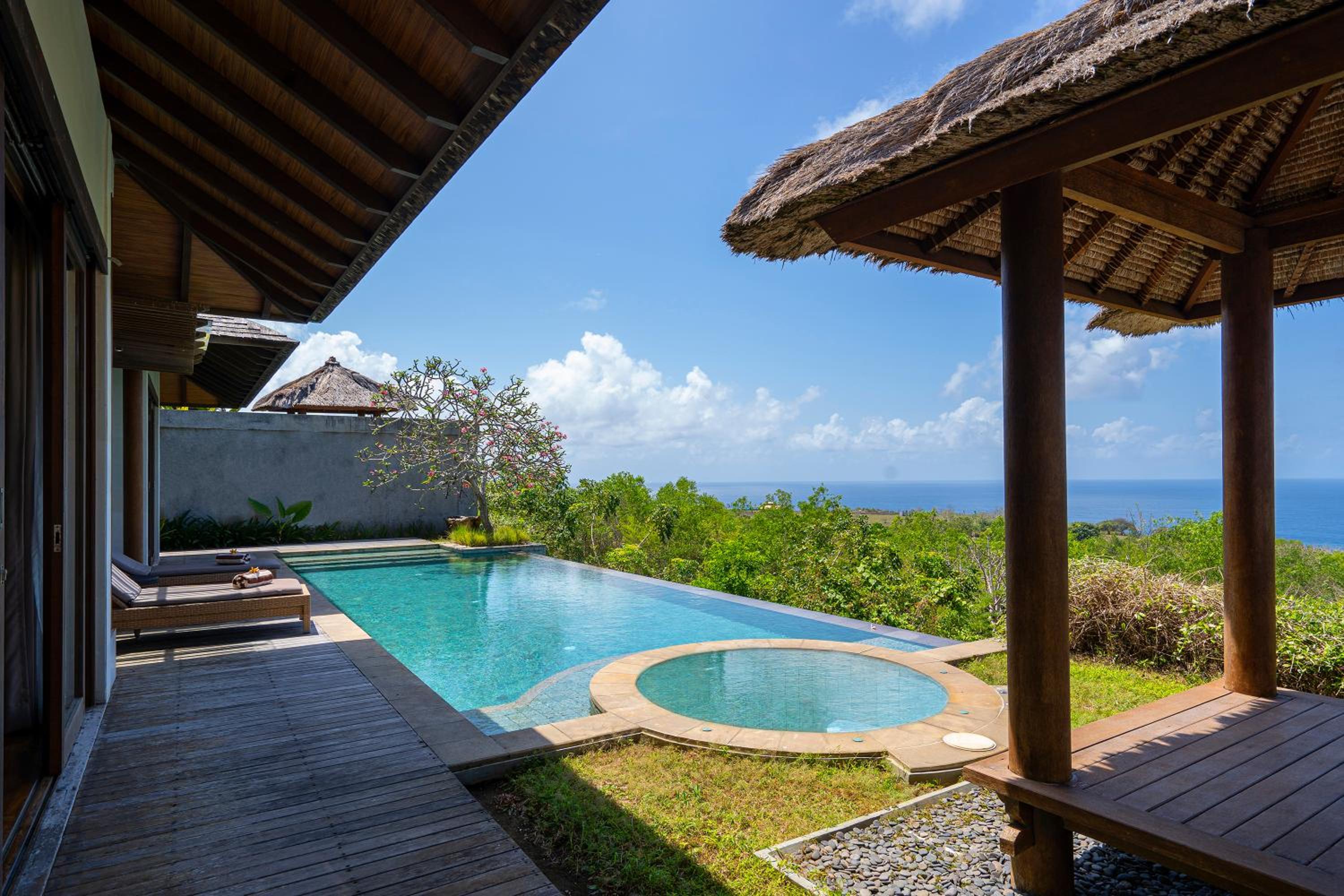 One Bedroom Ocean View Villa - Photo 13