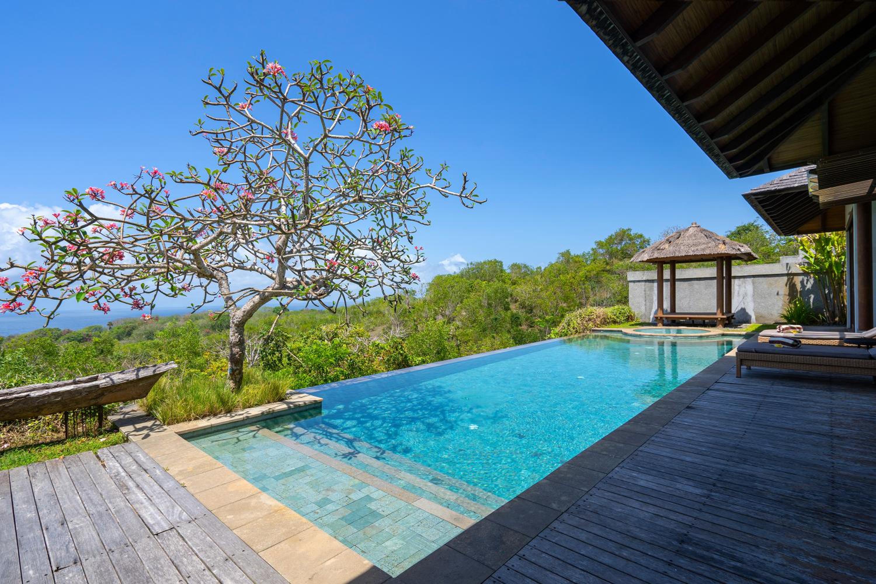 One Bedroom Ocean View Villa - Photo 12