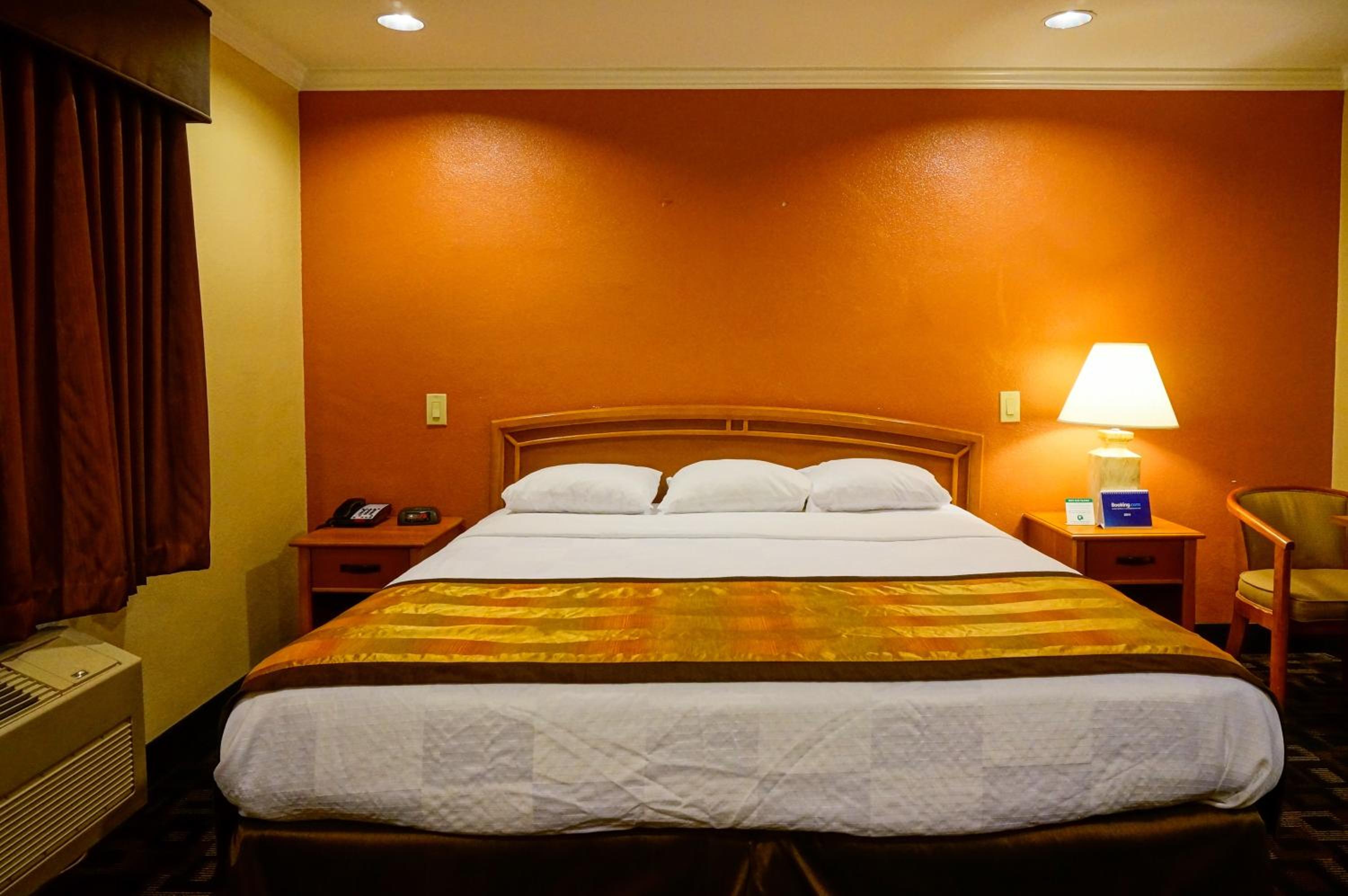 King Room - Photo 1