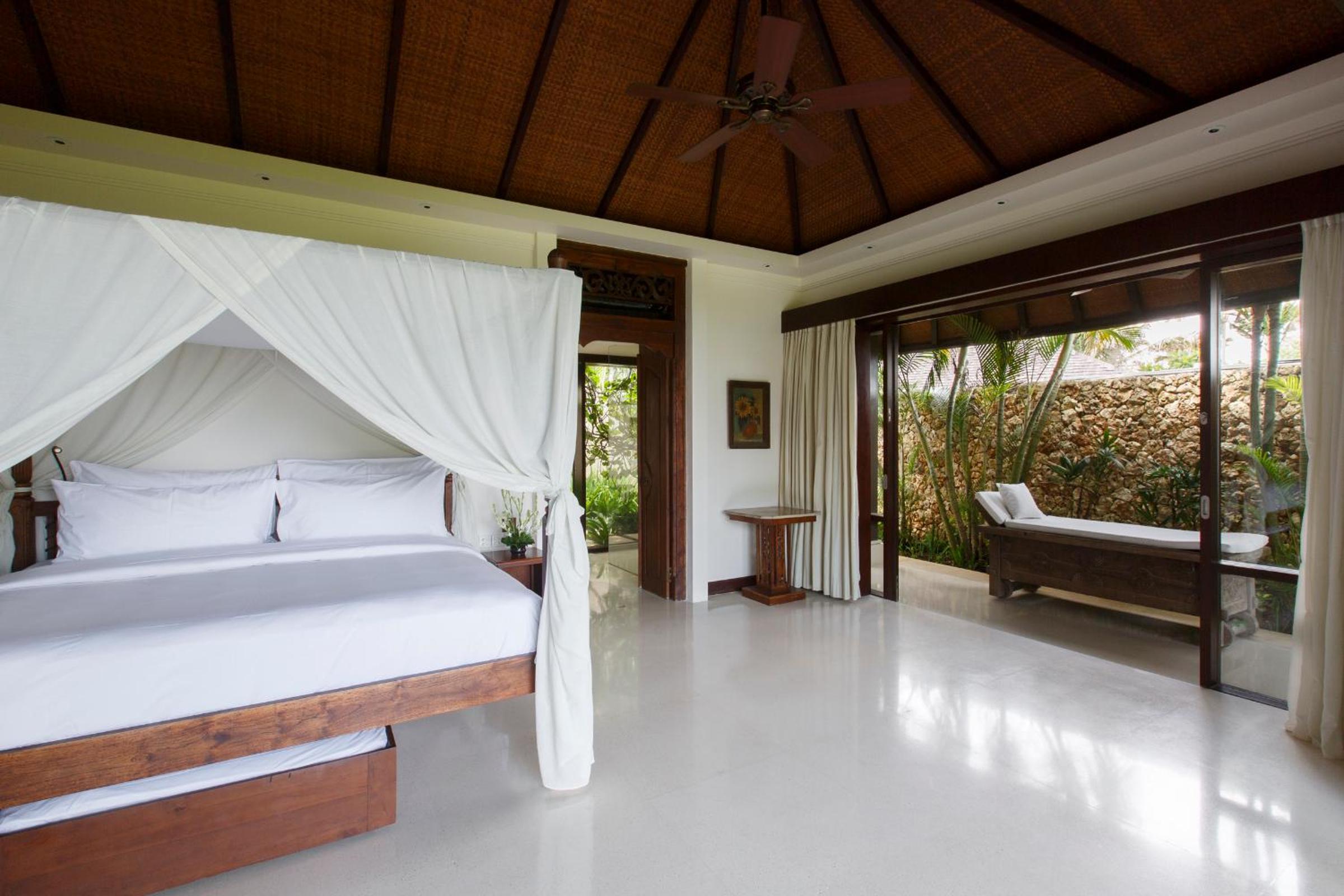 Villa Ambar - 5 Bedroom Luxury Ocean View Villa - Photo 10