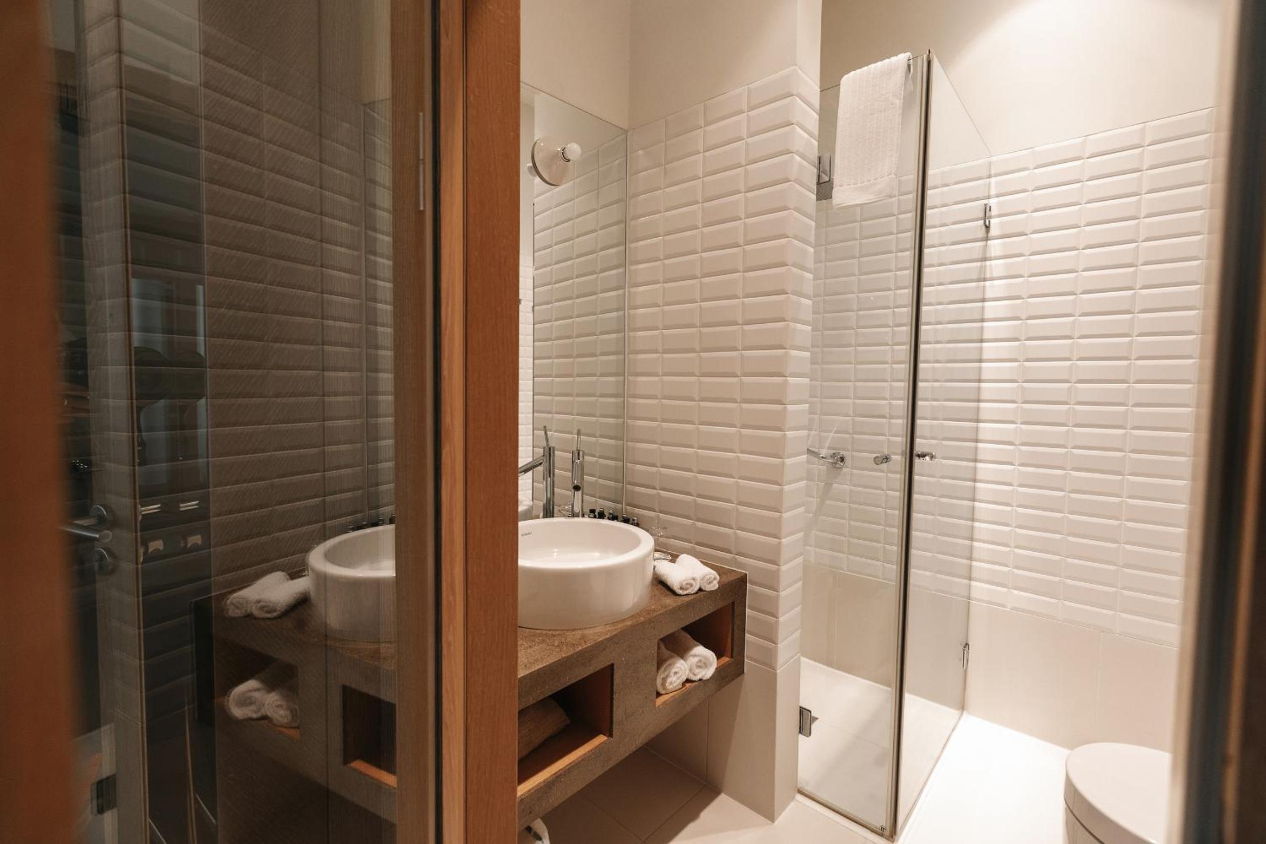 Double Room - Photo 2