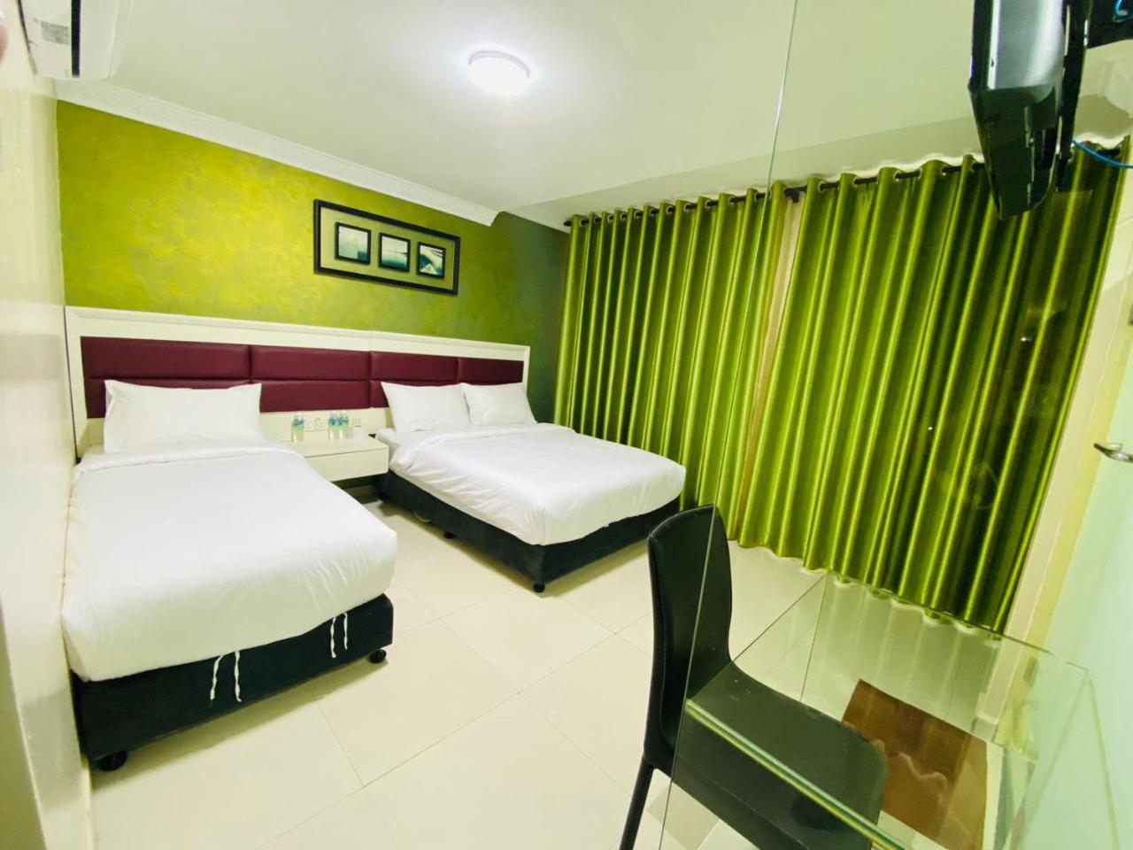 Deluxe Triple Room photo 2