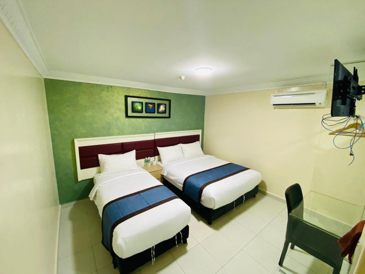 Standard Triple Room photo 3