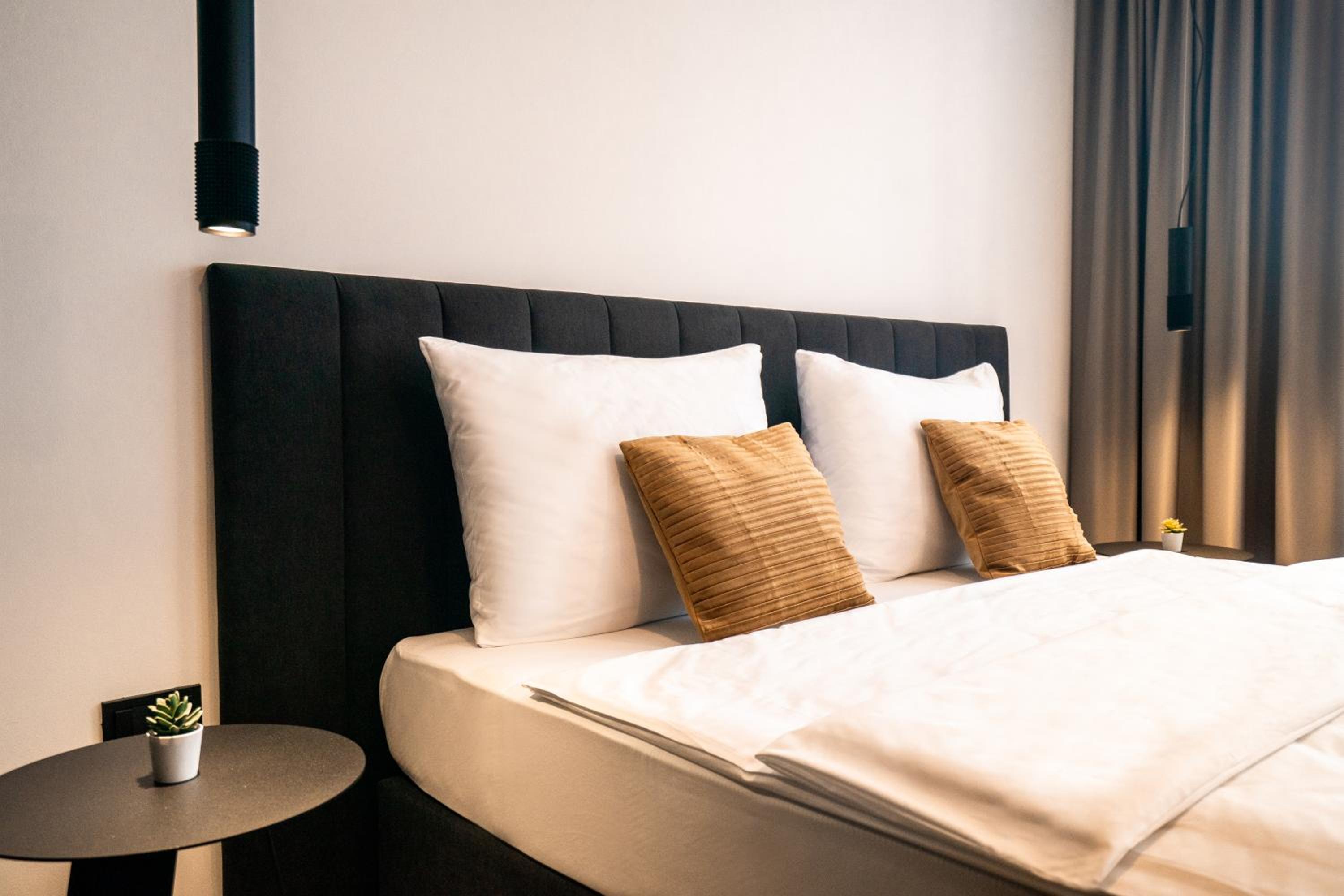 Double Room - Photo 2