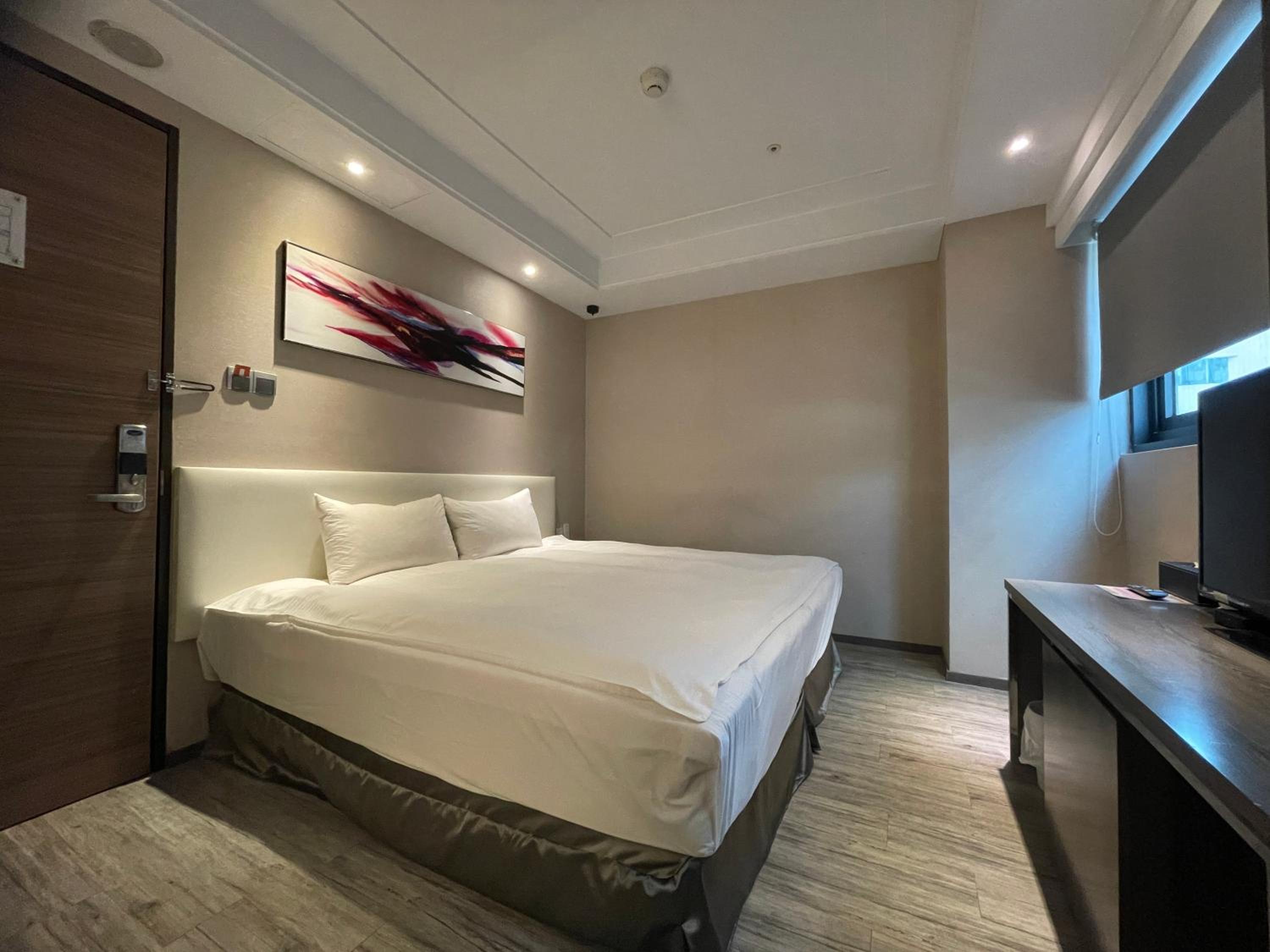 Standard Double Room - Photo 1