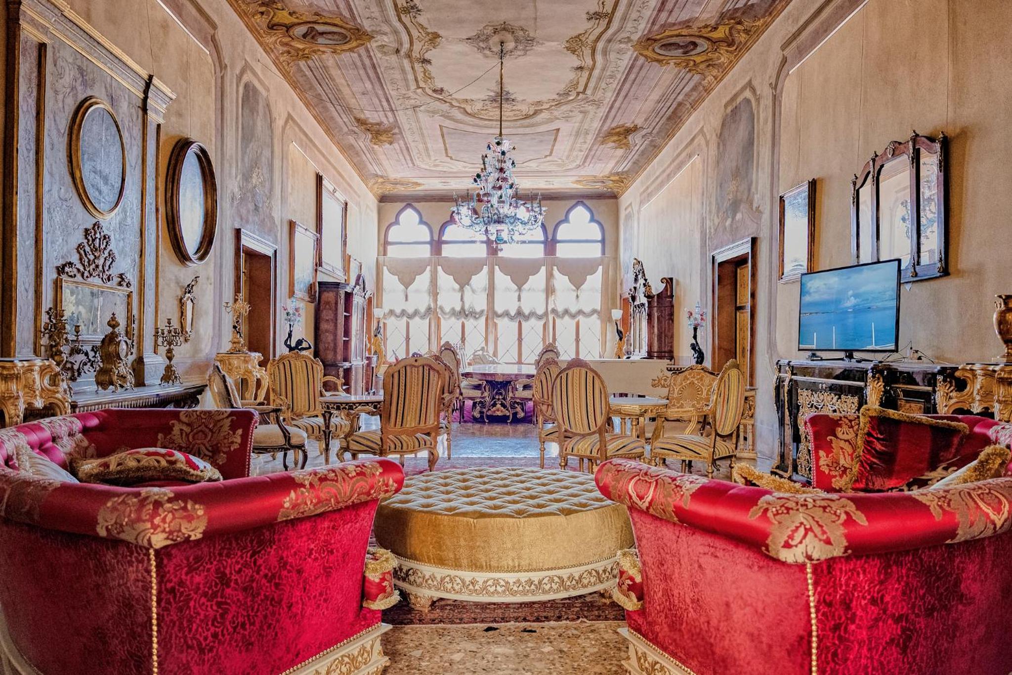 Executive Suite photo 3