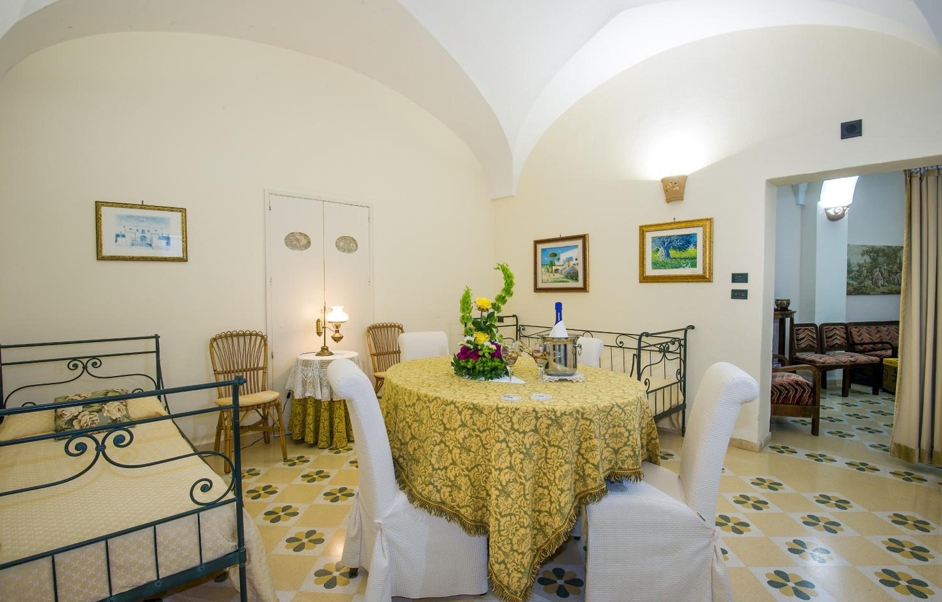Apartment - Ground Floor photo 3