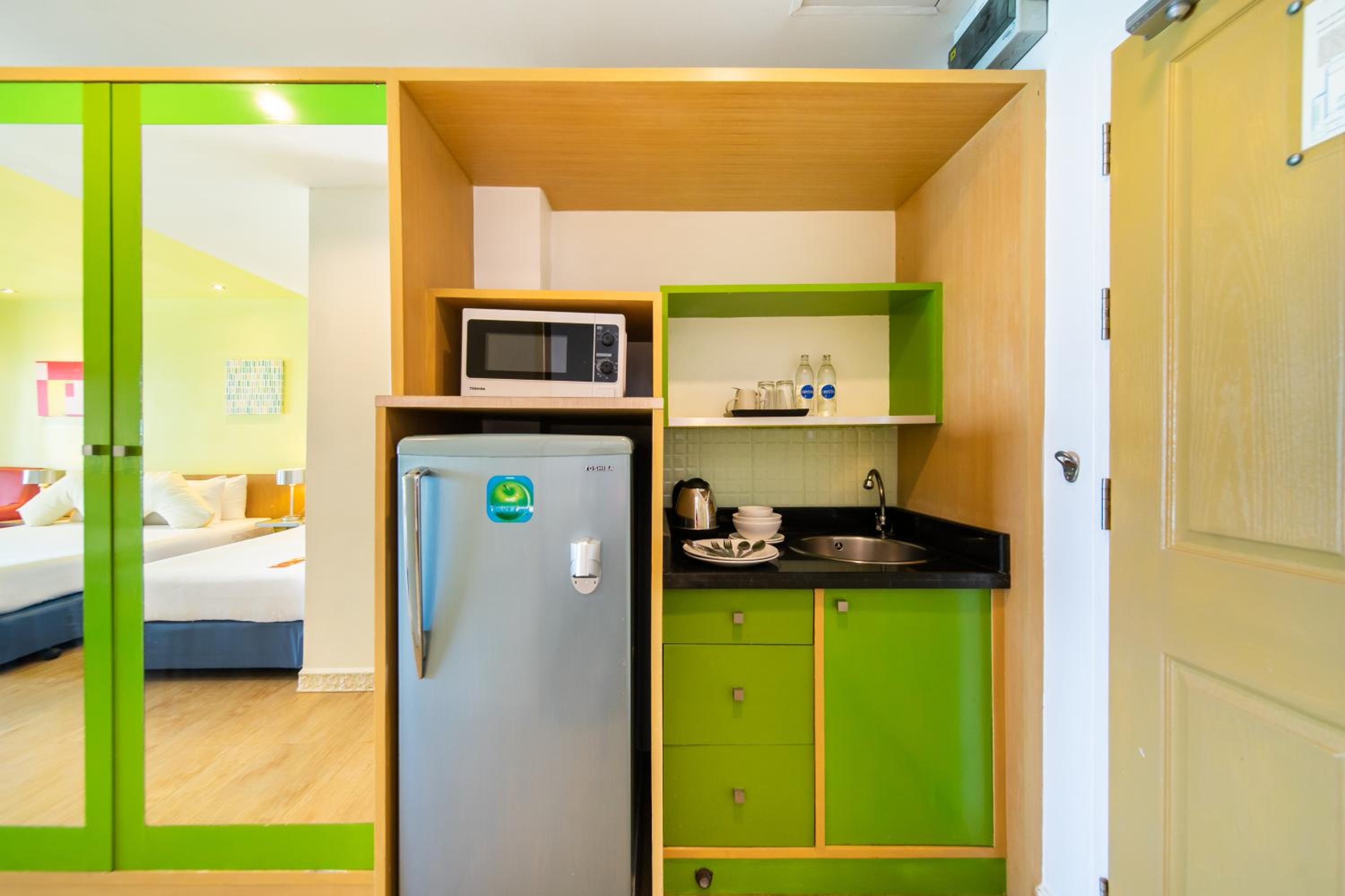 Deluxe Double or Twin Room with Sea View - Photo 3